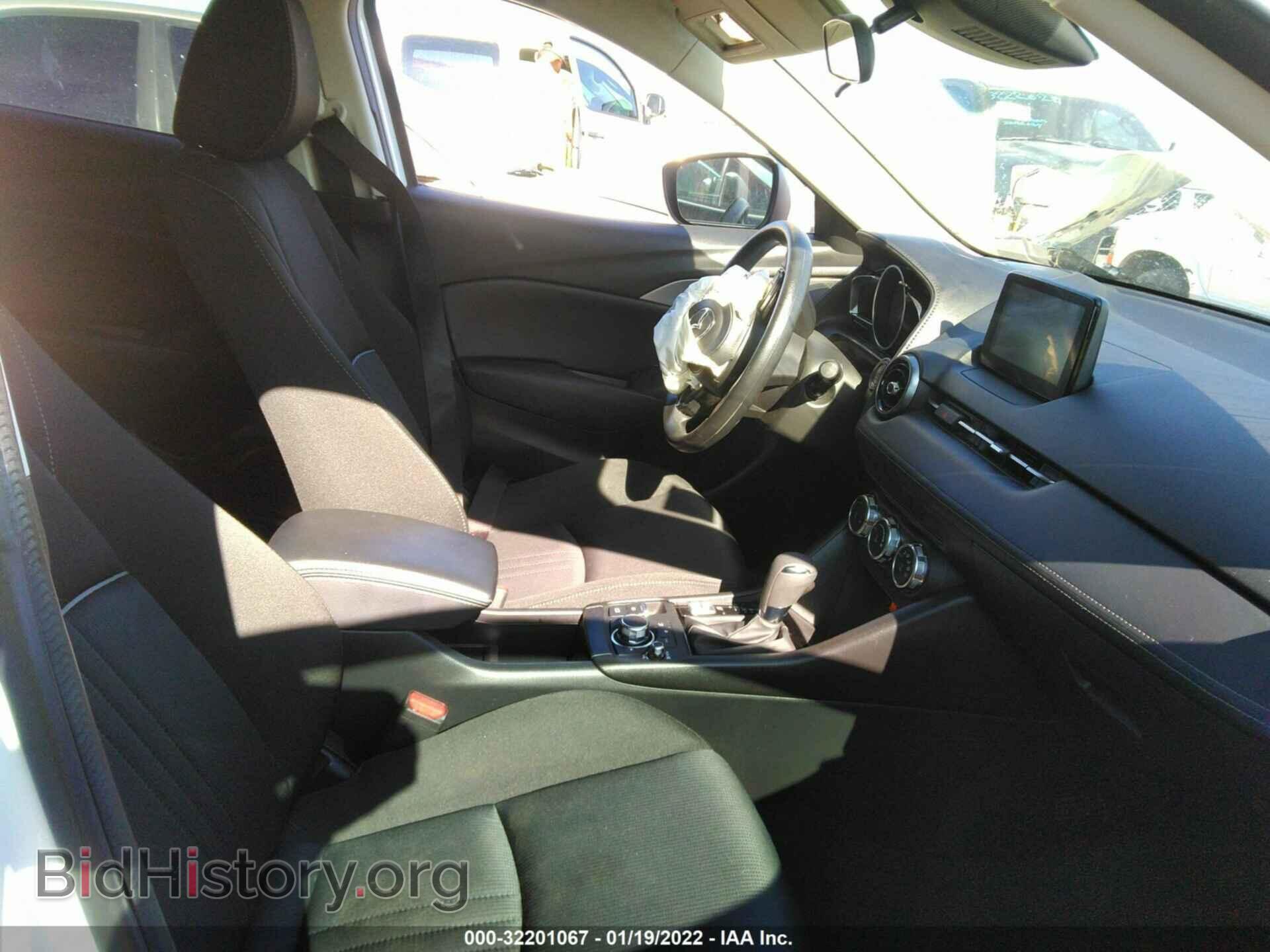 2020 MAZDA CX-3 - VIN: JM1DKDB71L1469867 - Фото 5