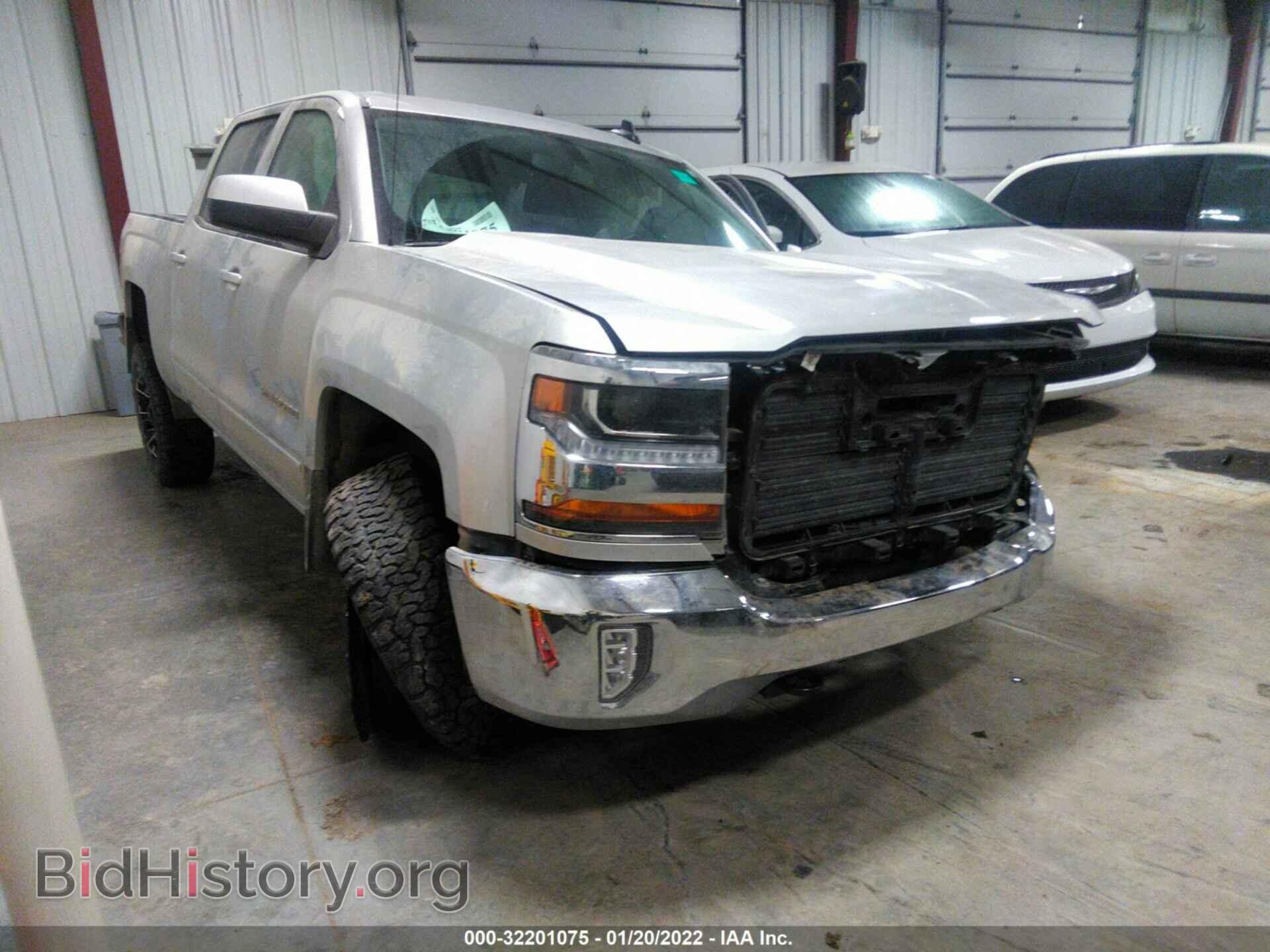 Фотография 3GCUKREC0JG334027 - CHEVROLET SILVERADO 1500 2018