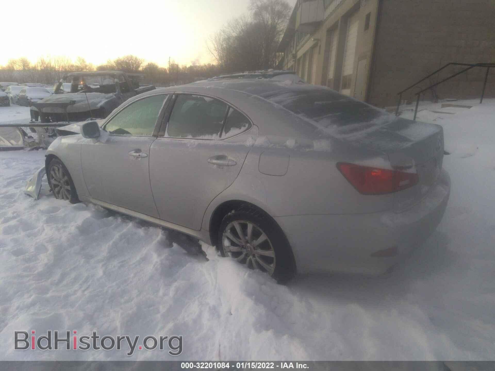 2007 LEXUS IS 250 - VIN: JTHCK262X75015371 - Фото 3