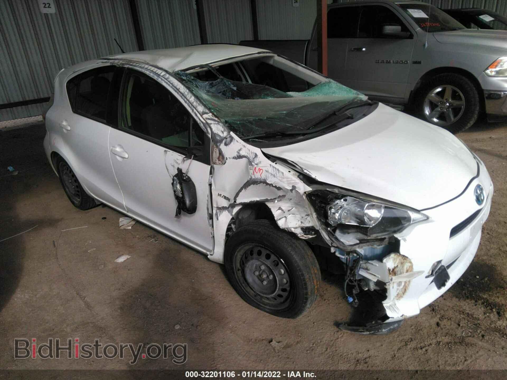 Photo JTDKDTB36E1570348 - TOYOTA PRIUS C 2014