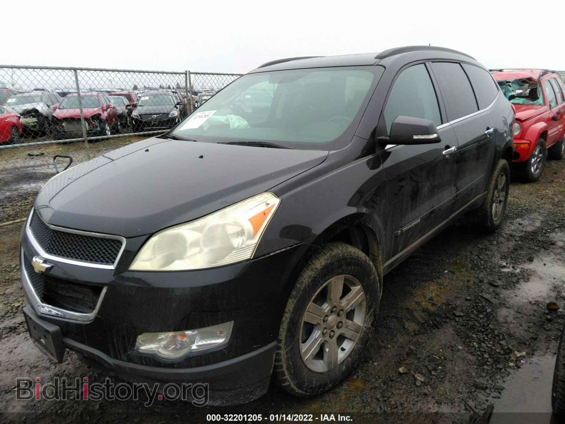 2009 CHEVROLET TRAVERSE - VIN: 1GNER23D49S182042 - Фото 2