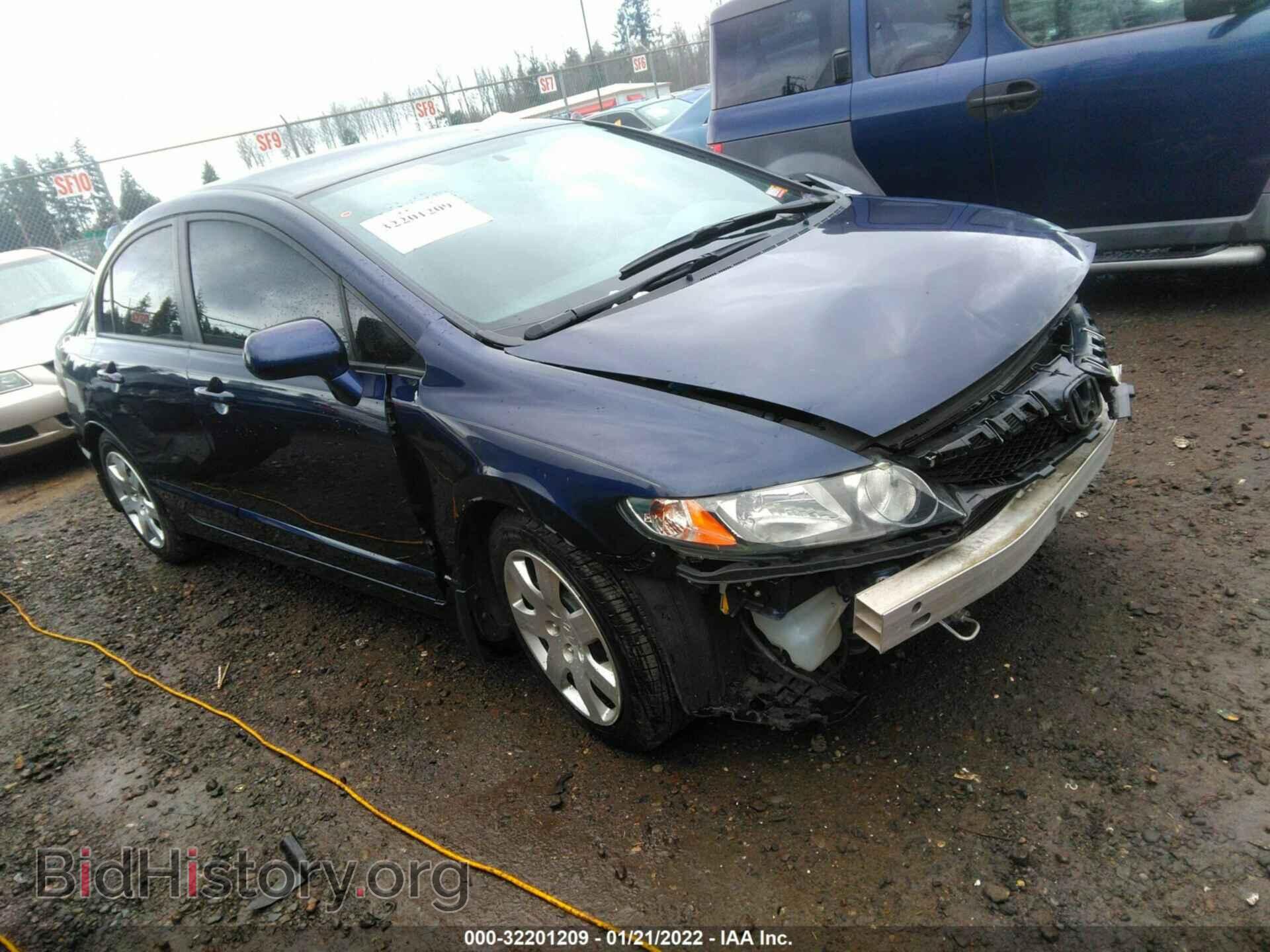 Фотография 19XFA1F57AE053142 - HONDA CIVIC SDN 2010