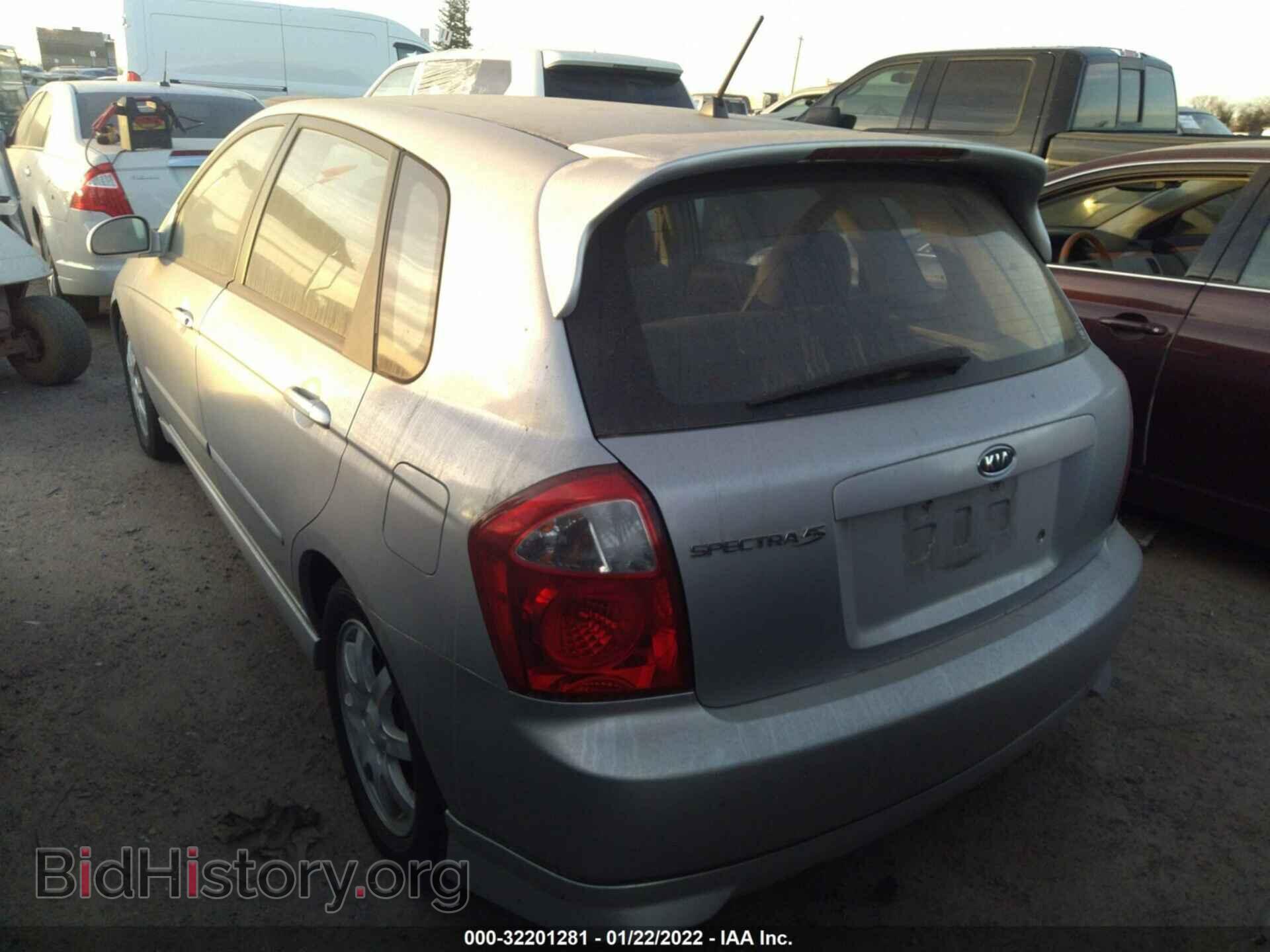 2006 KIA SPECTRA - VIN: KNAFE162565260512 - Фото 3