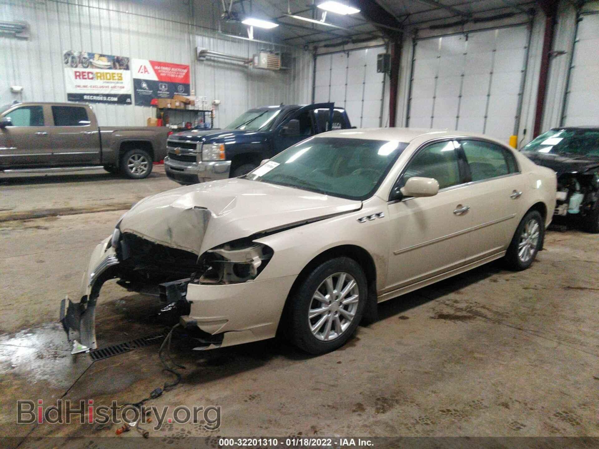 2011 BUICK LUCERNE - VIN: 1G4HC5EM9BU100432 - Photo 2