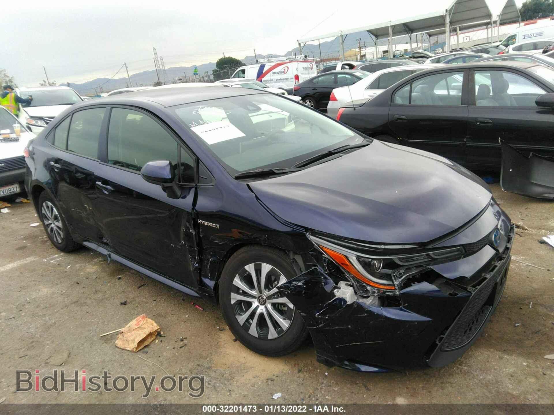 Фотография JTDEAMDE1MJ019253 - TOYOTA COROLLA 2021