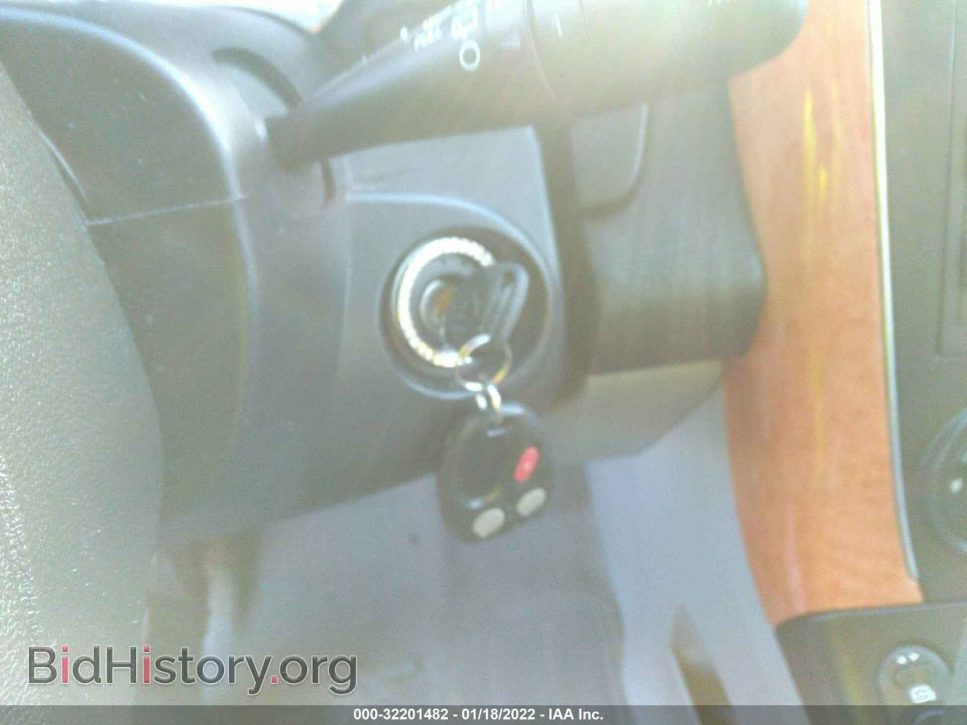 2007 SATURN VUE - VIN: 5GZCZ534X7S825183 - Фото 11