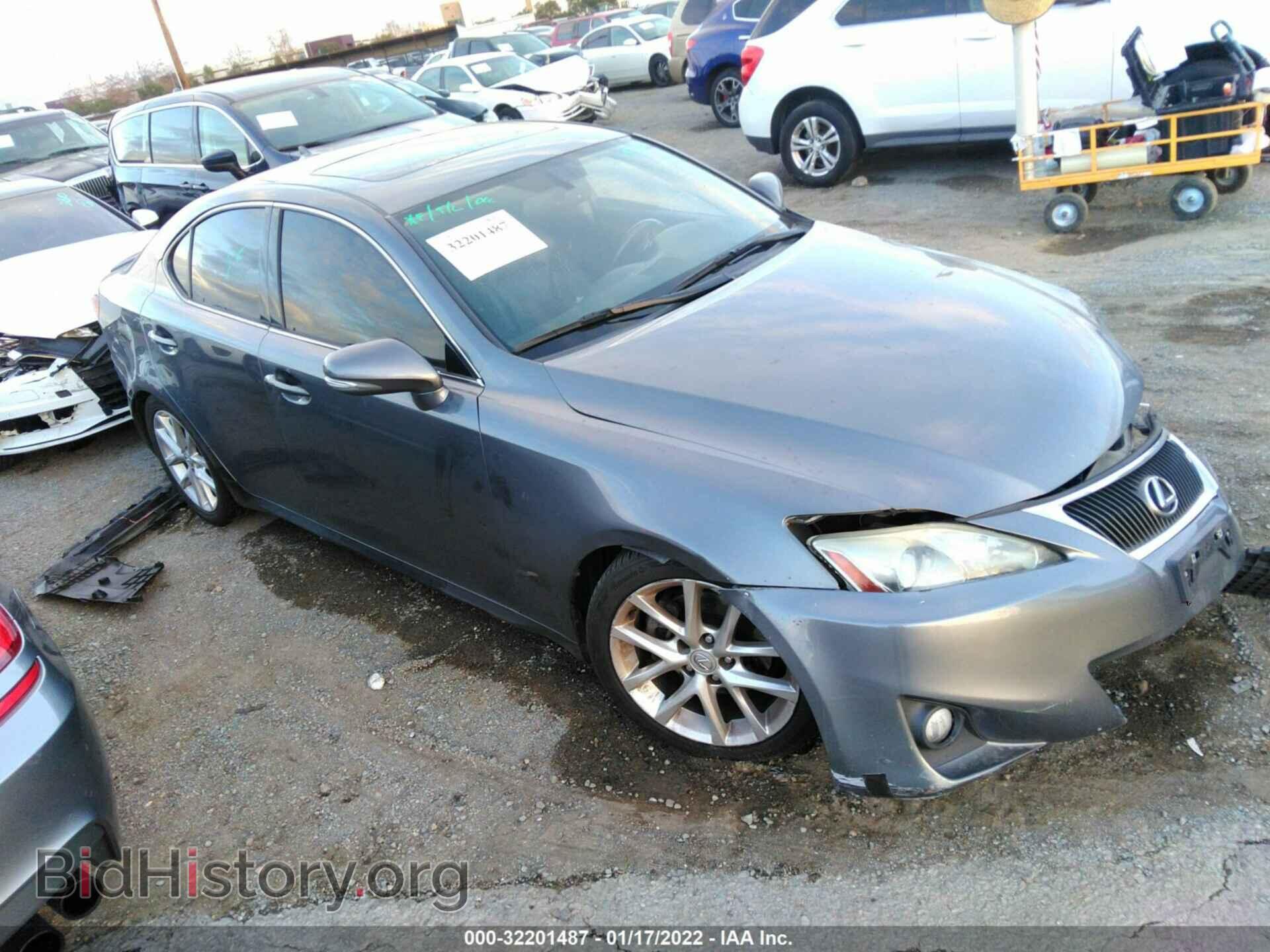 Фотография JTHBF5C29C5177704 - LEXUS IS 250 2012
