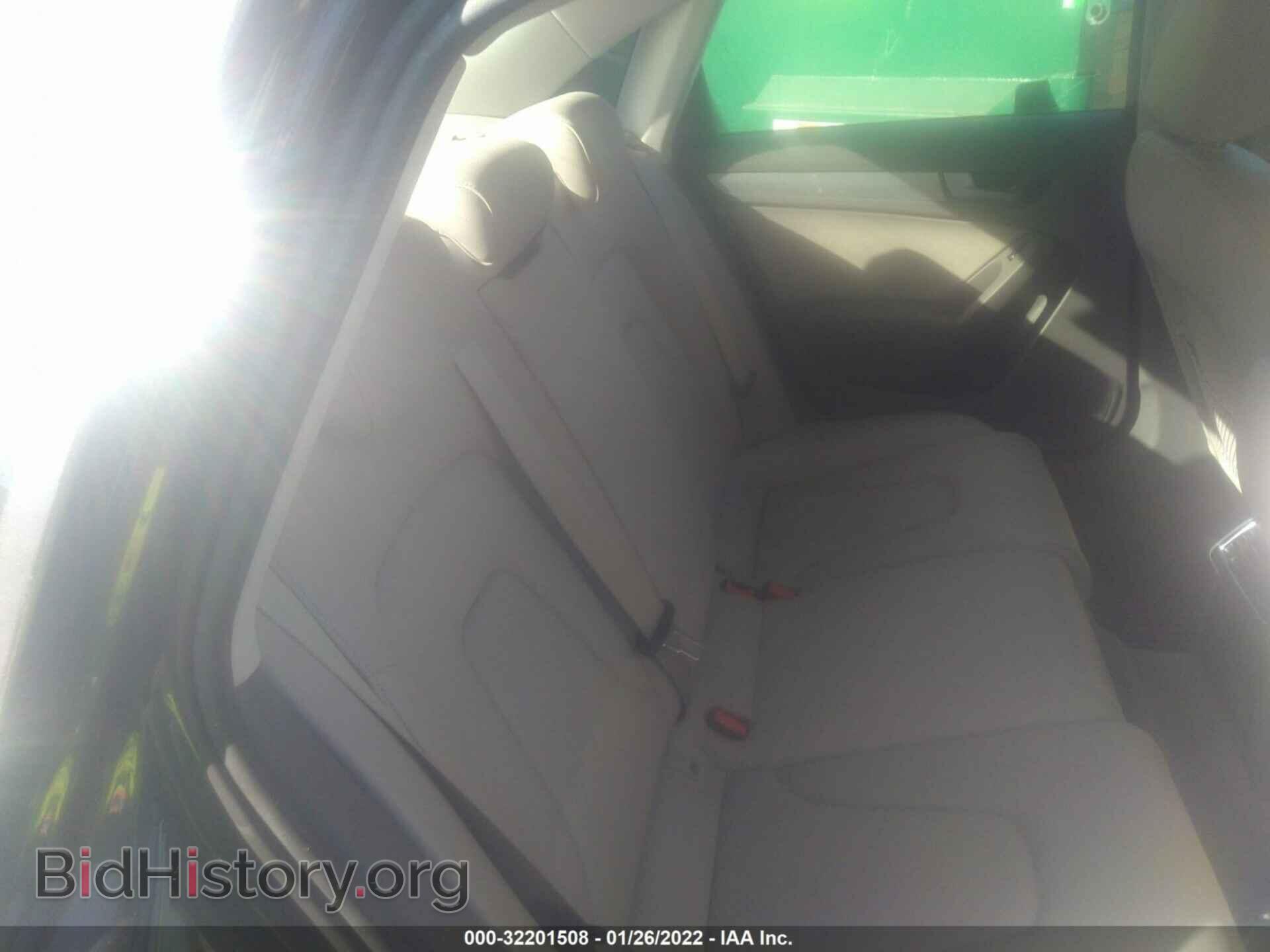 2010 AUDI A4 - VIN: WAUHFAFL9AN068629 - Фото 8