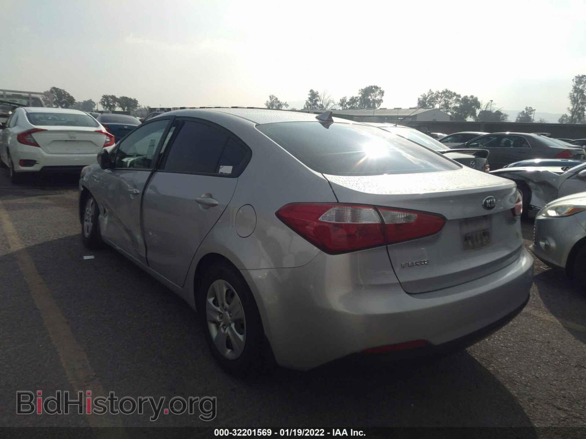 2016 KIA FORTE - VIN: KNAFX4A64G5544690 - Фото 3
