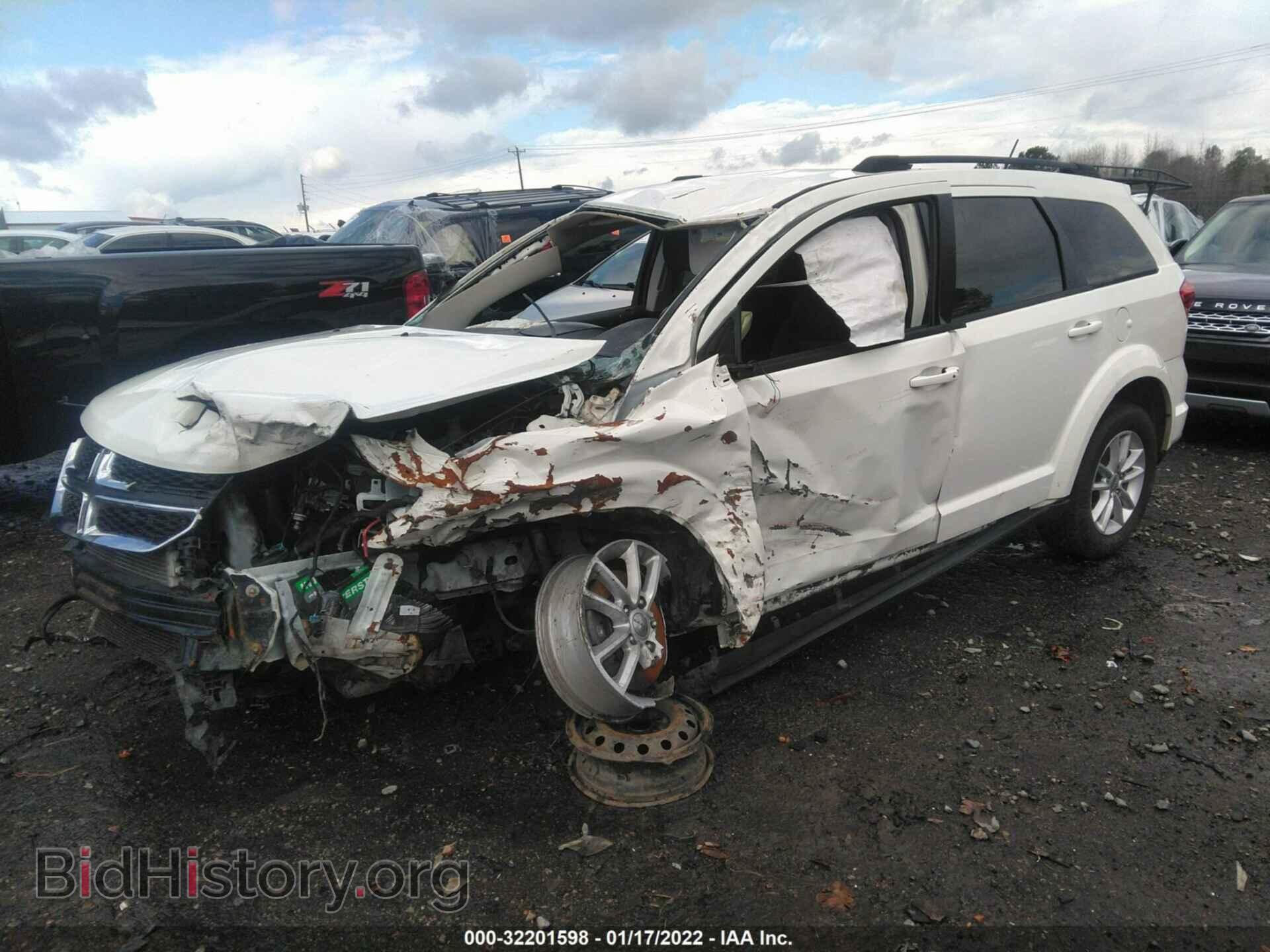 2014 DODGE JOURNEY - VIN: 3C4PDCBG8ET127040 - Photo 2