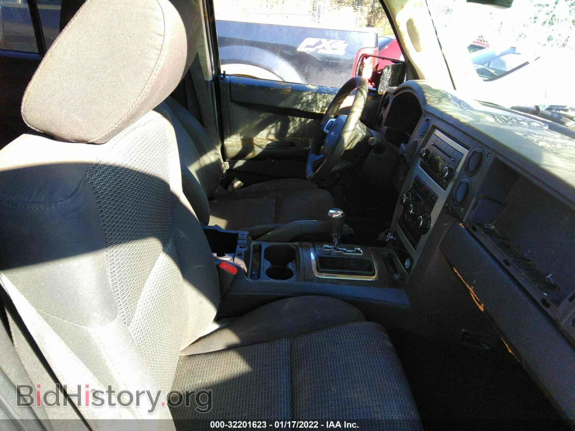 2008 JEEP COMMANDER - VIN: 1J8HH48K38C115395 - Фото 5