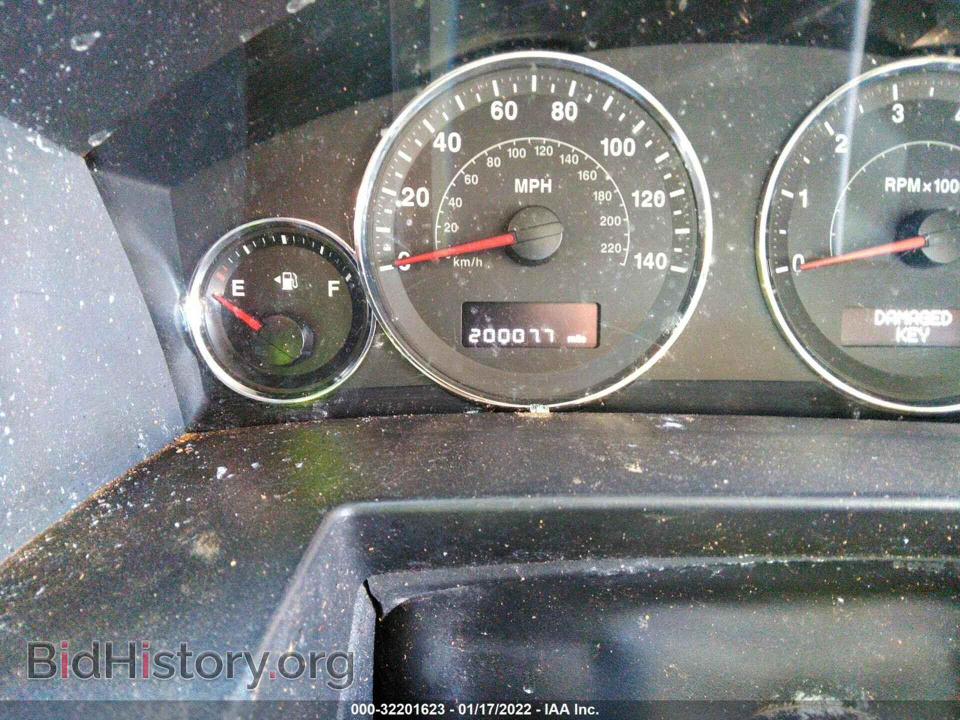 2008 JEEP COMMANDER - VIN: 1J8HH48K38C115395 - Фото 7