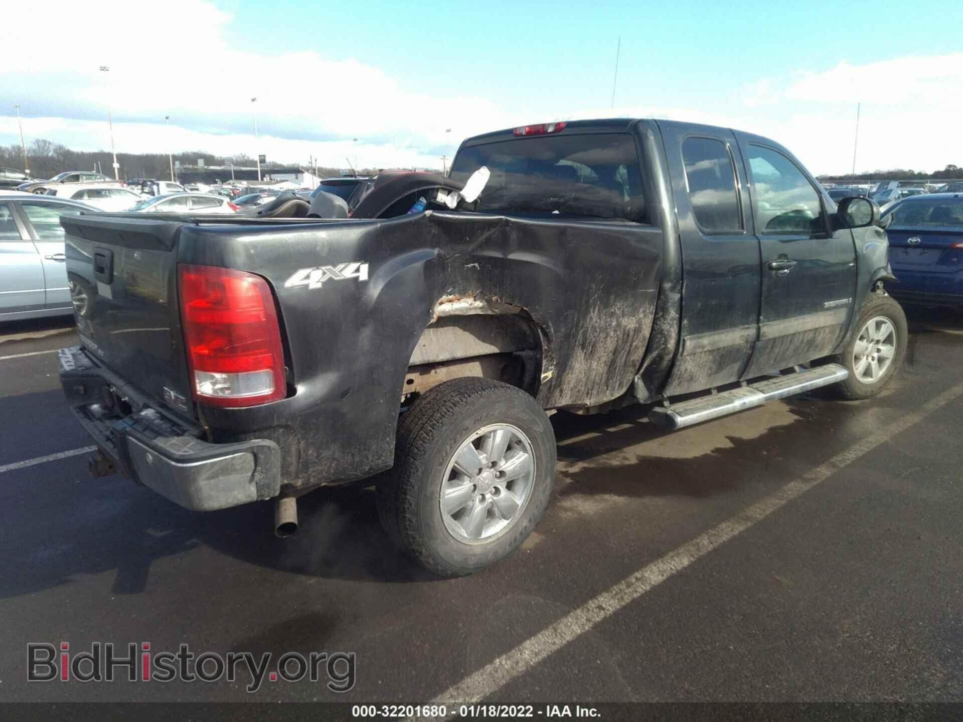 2009 GMC SIERRA 1500 - VIN: 2GTEK390191128768 - Фото 4