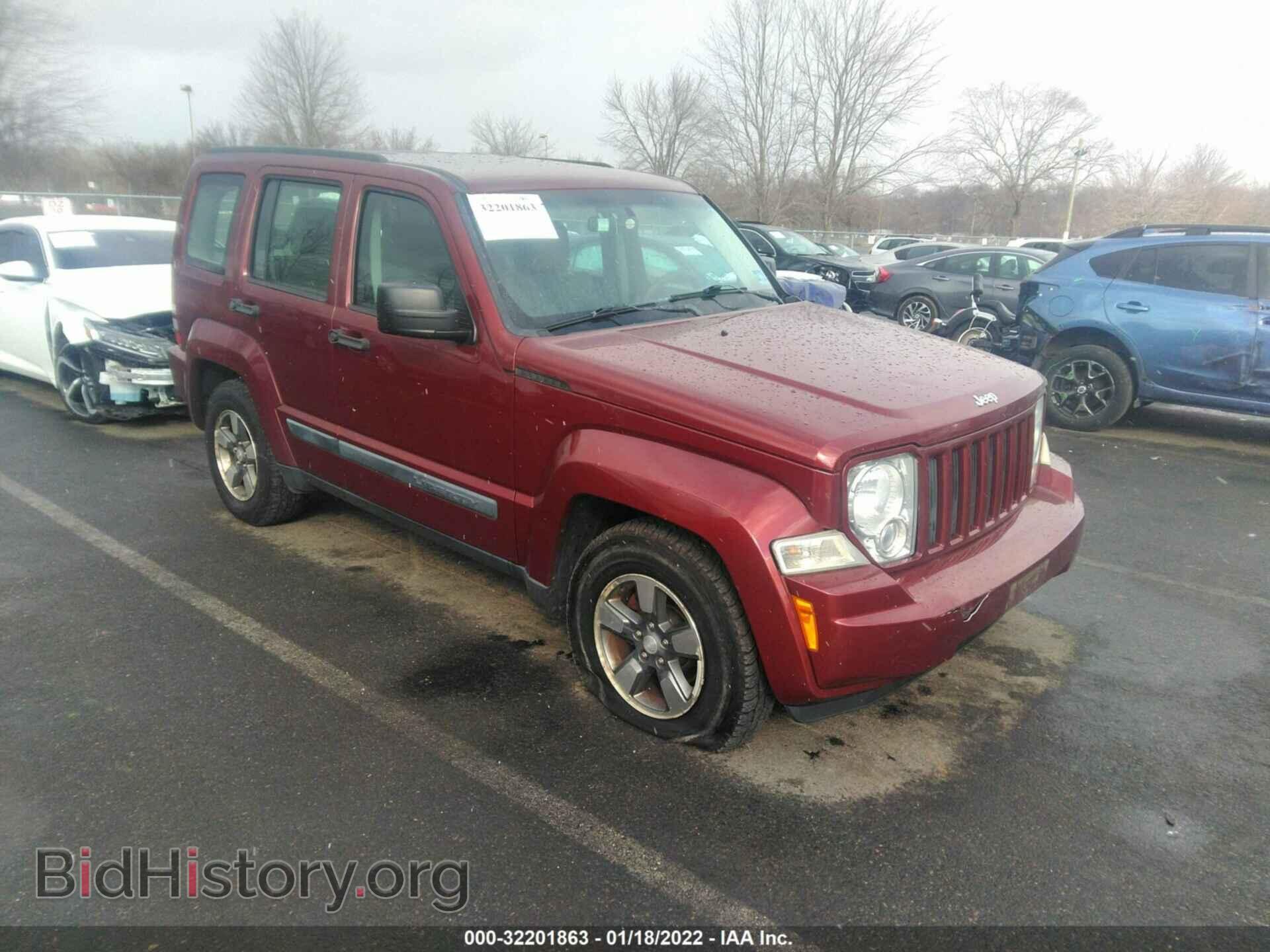 Photo 1J8GN28K18W281311 - JEEP LIBERTY 2008