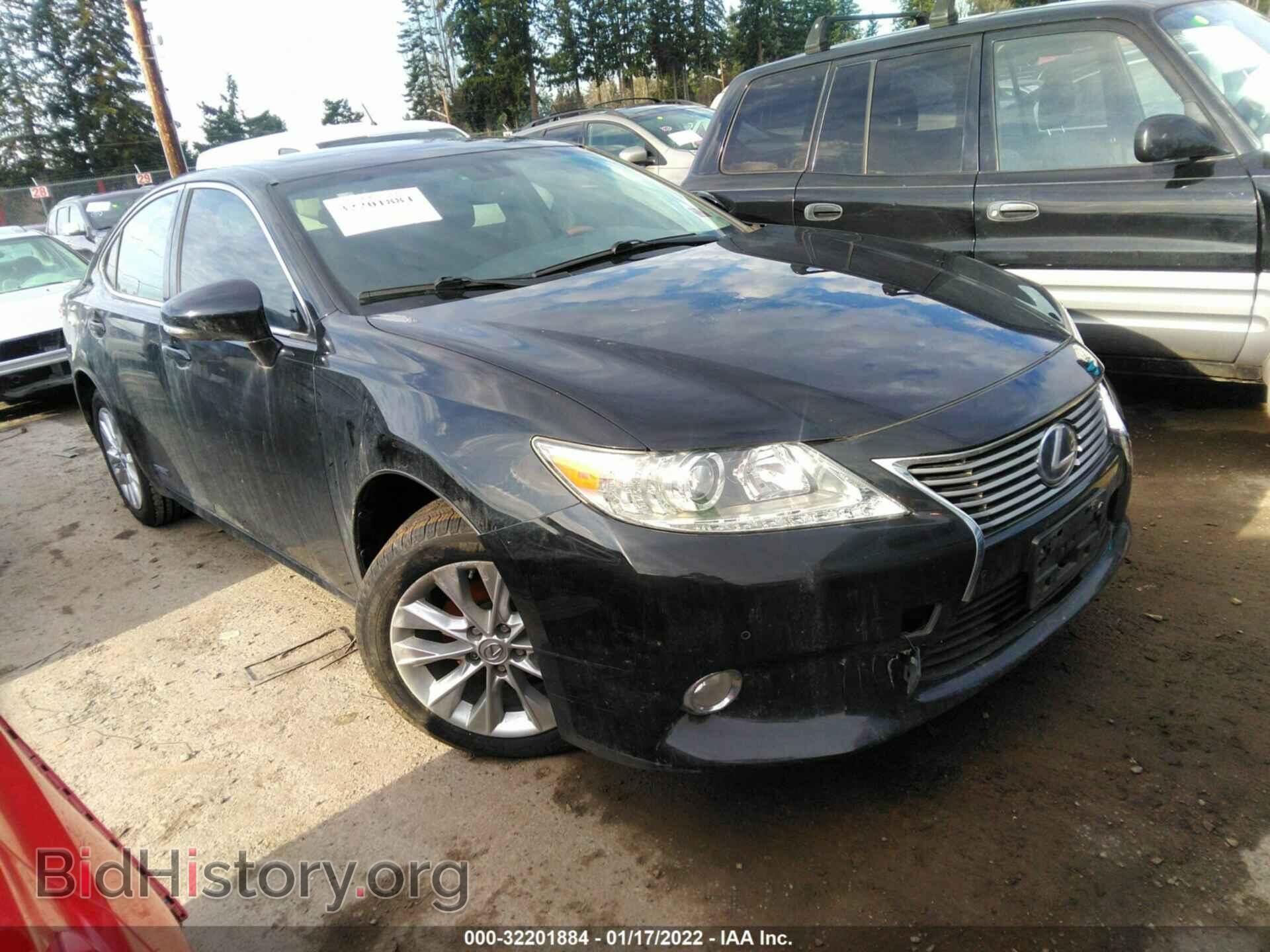 Фотография JTHBW1GG5E2062780 - LEXUS ES 300H 2014