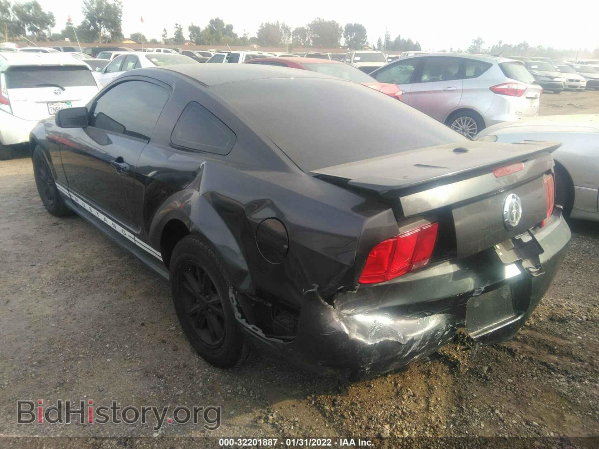 2009 FORD MUSTANG - VIN: 1ZVHT80NX95114895 - Фото 3