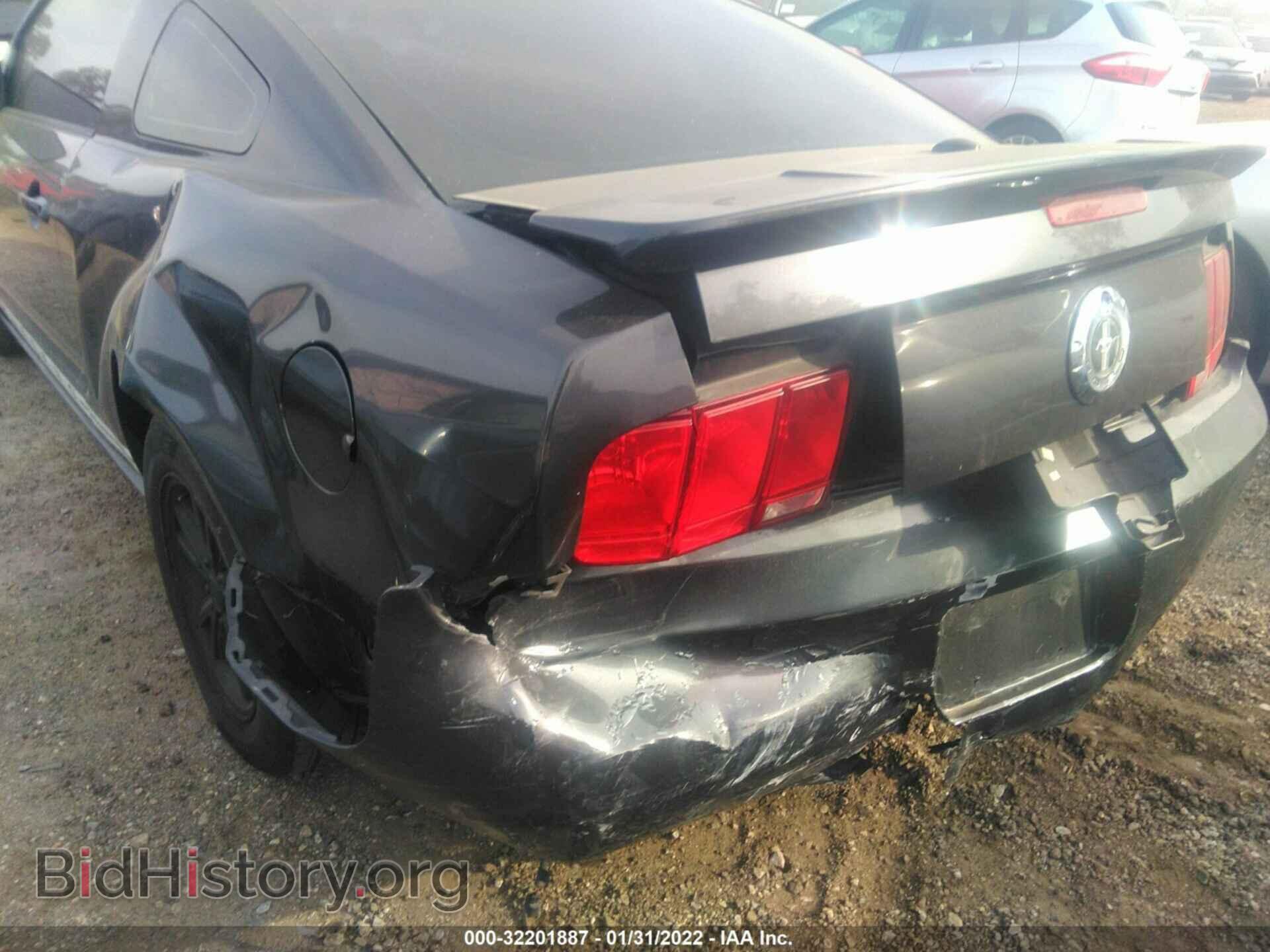 2009 FORD MUSTANG - VIN: 1ZVHT80NX95114895 - Фото 6