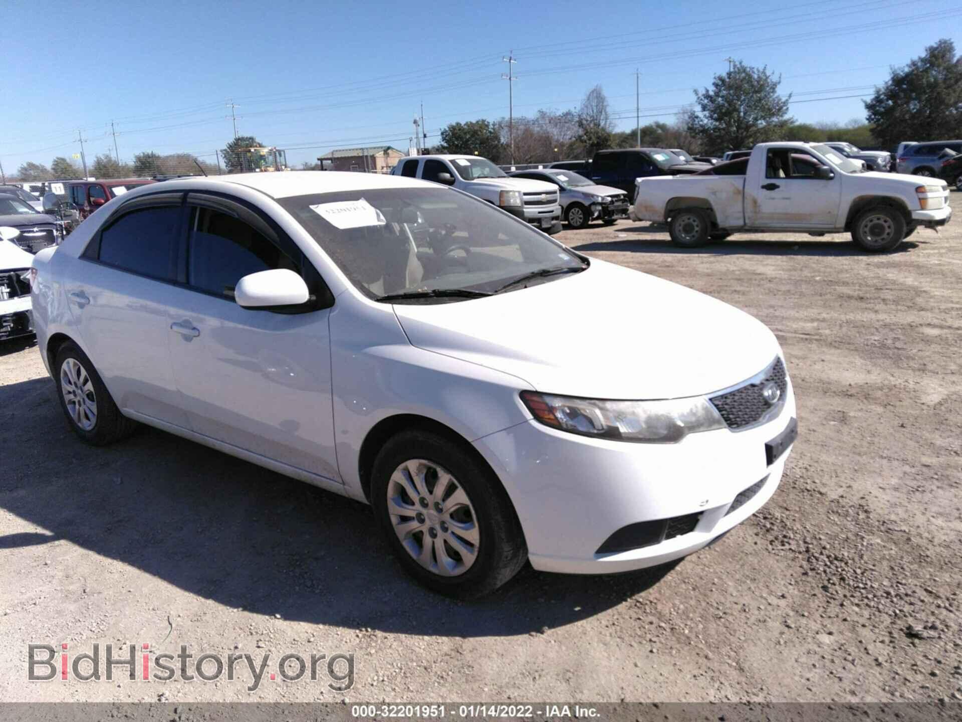 Photo KNAFT4A25C5558617 - KIA FORTE 2012