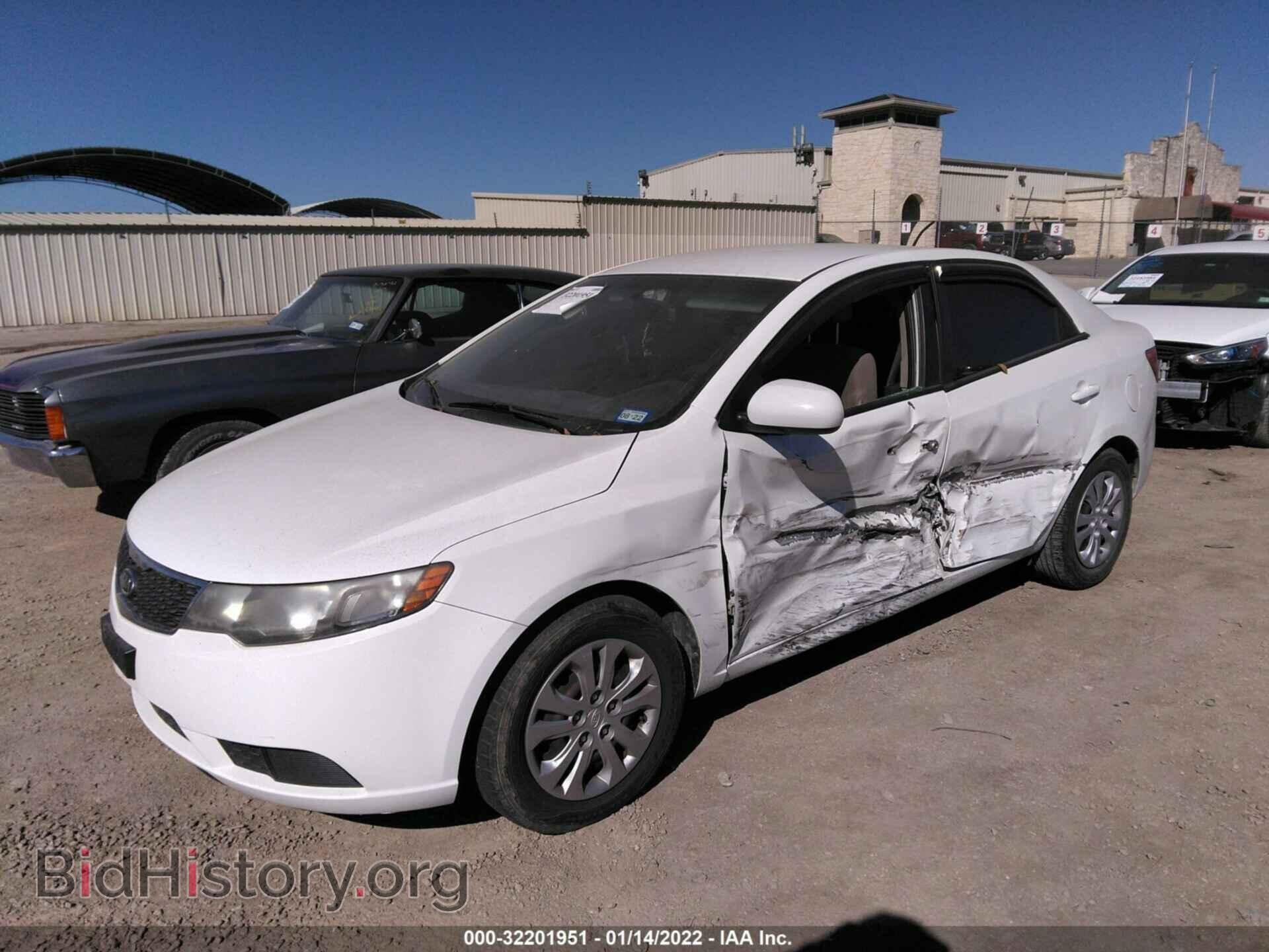 2012 KIA FORTE - VIN: KNAFT4A25C5558617 - Фото 2
