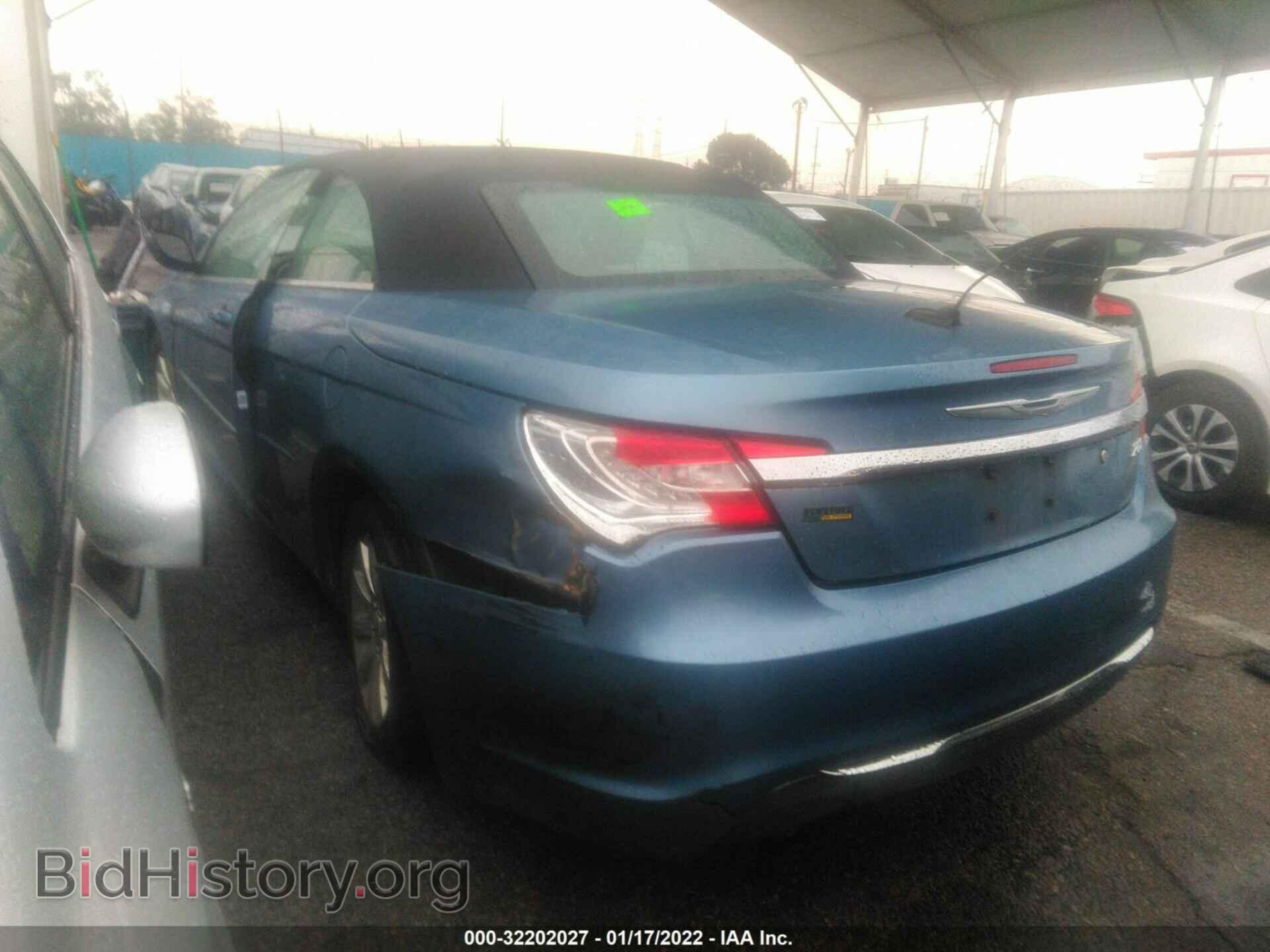 2011 CHRYSLER 200 - VIN: 1C3BC2EG7BN592315 - Фото 3