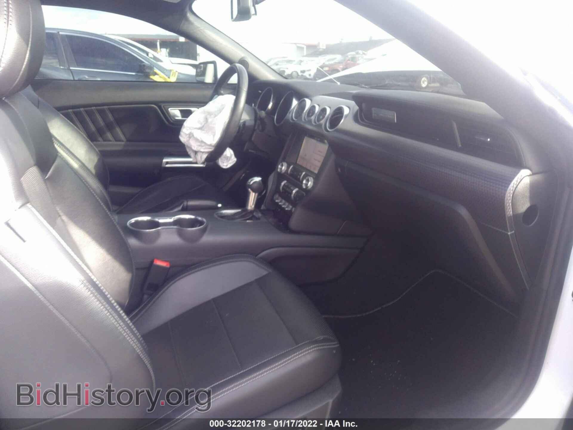 2019 FORD MUSTANG - VIN: 1FA6P8CF5K5119159 - Фото 5