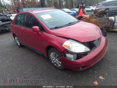 2011 Nissan VERSA 1.8 S, красный — VIN 3N1BC1AP2BL390576, IAAI