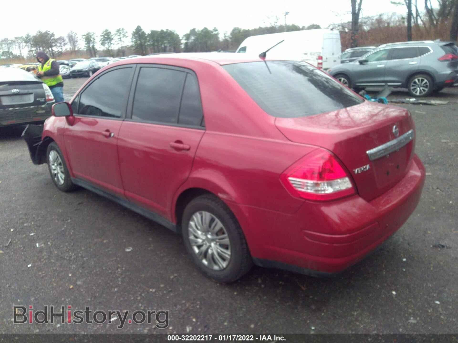 2011 NISSAN VERSA - VIN: 3N1BC1AP2BL390576 - Фото 3