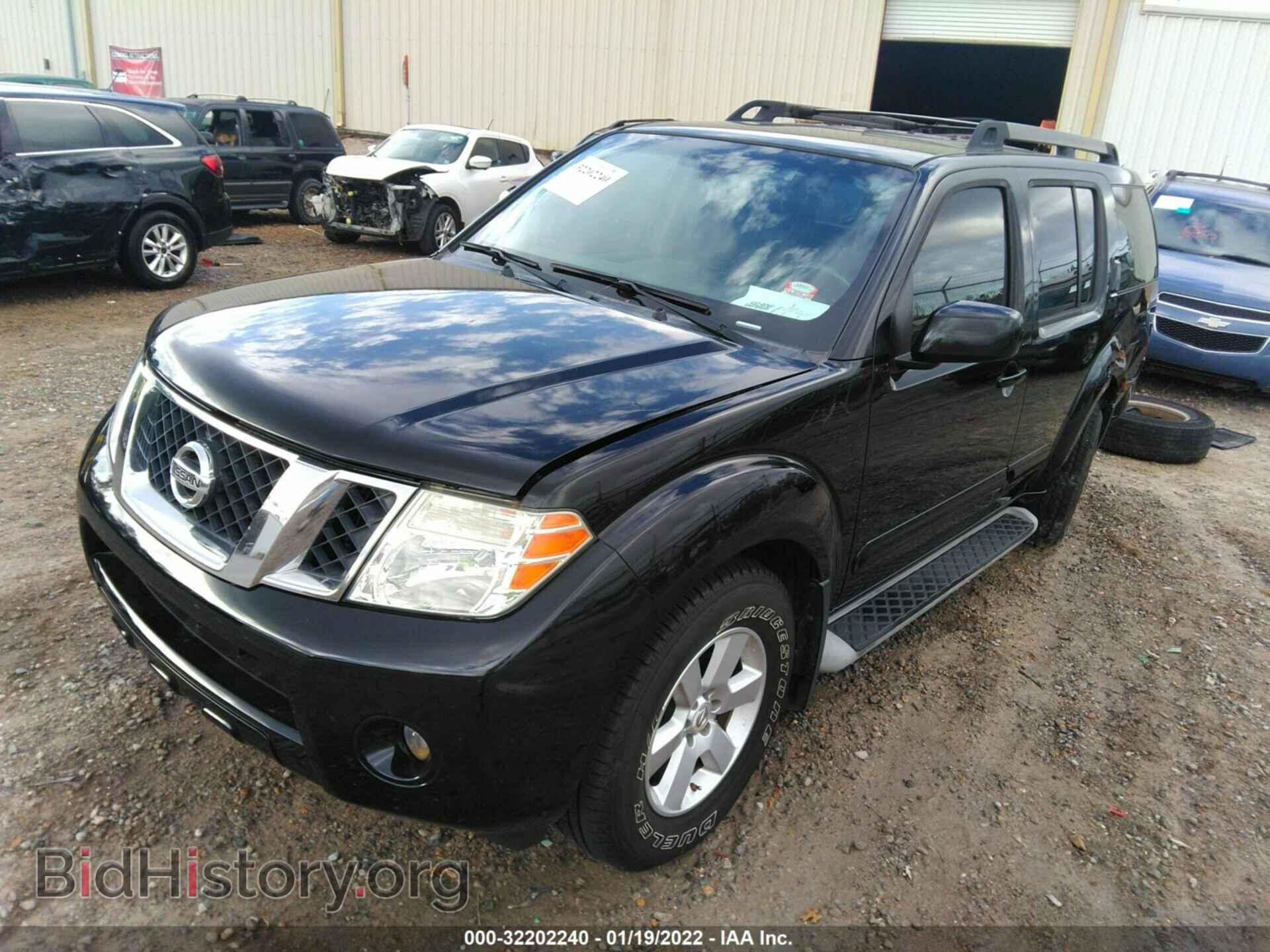 2011 NISSAN PATHFINDER - VIN: 5N1AR1NN1BC617313 - Фото 2