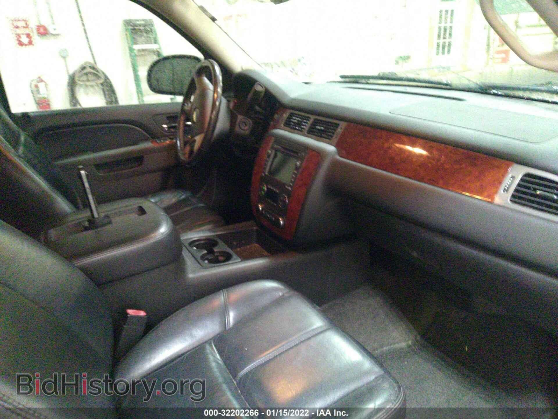 2011 CHEVROLET AVALANCHE - VIN: 3GNTKFE3XBG236478 - Фото 5