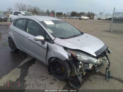 2014 Ford FIESTA SE, серебристый — VIN 3FADP4EE3EM171246, IAAI
