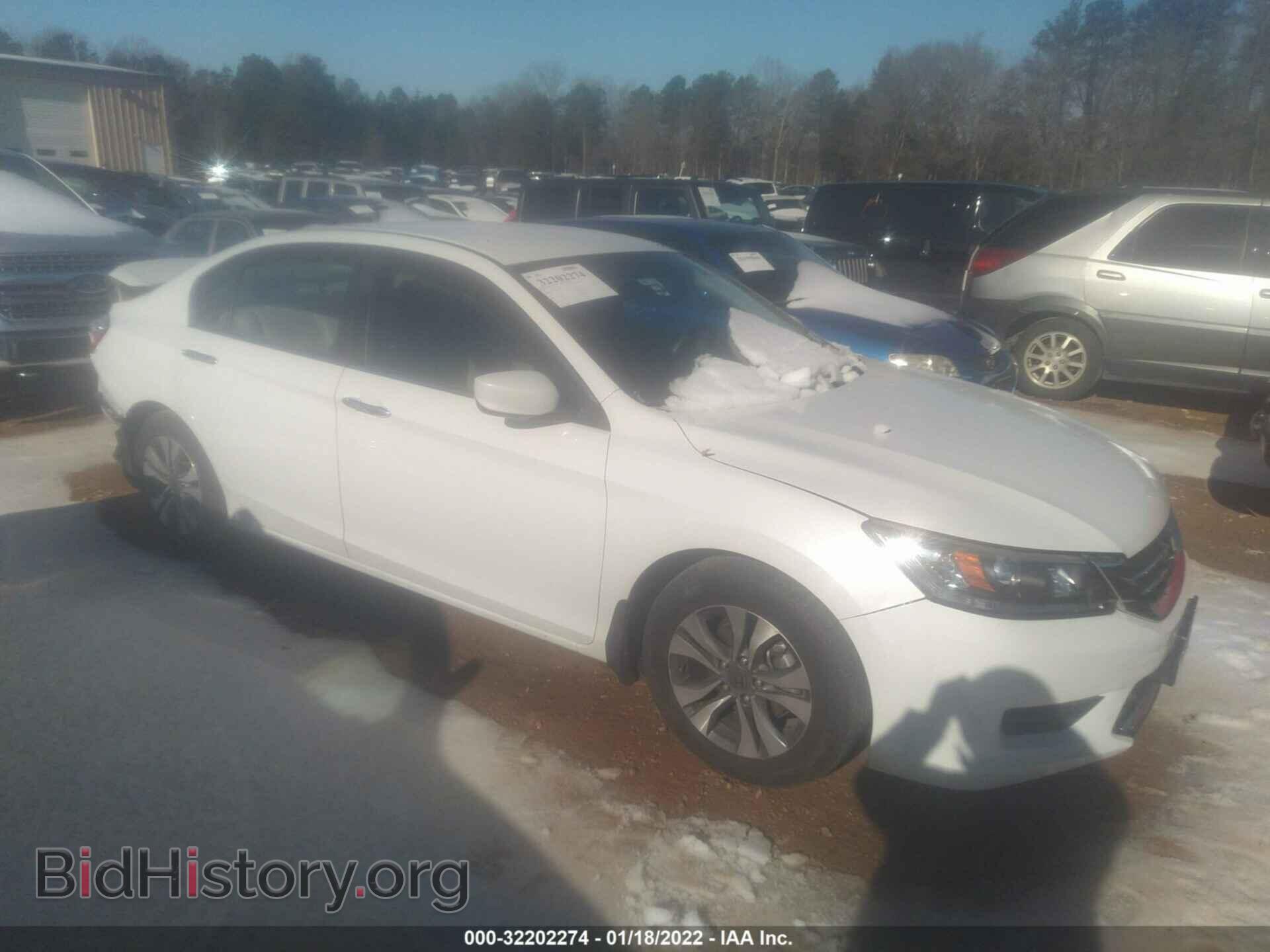 Photo 1HGCR2F38FA003202 - HONDA ACCORD SEDAN 2015