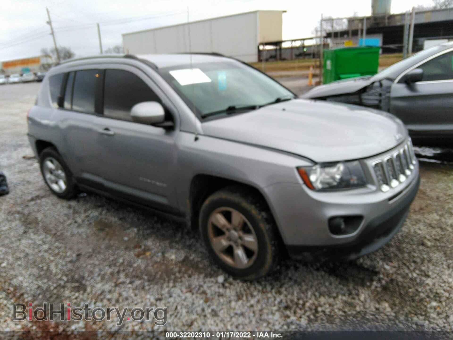 Photo 1C4NJCEA2GD666561 - JEEP COMPASS 2016