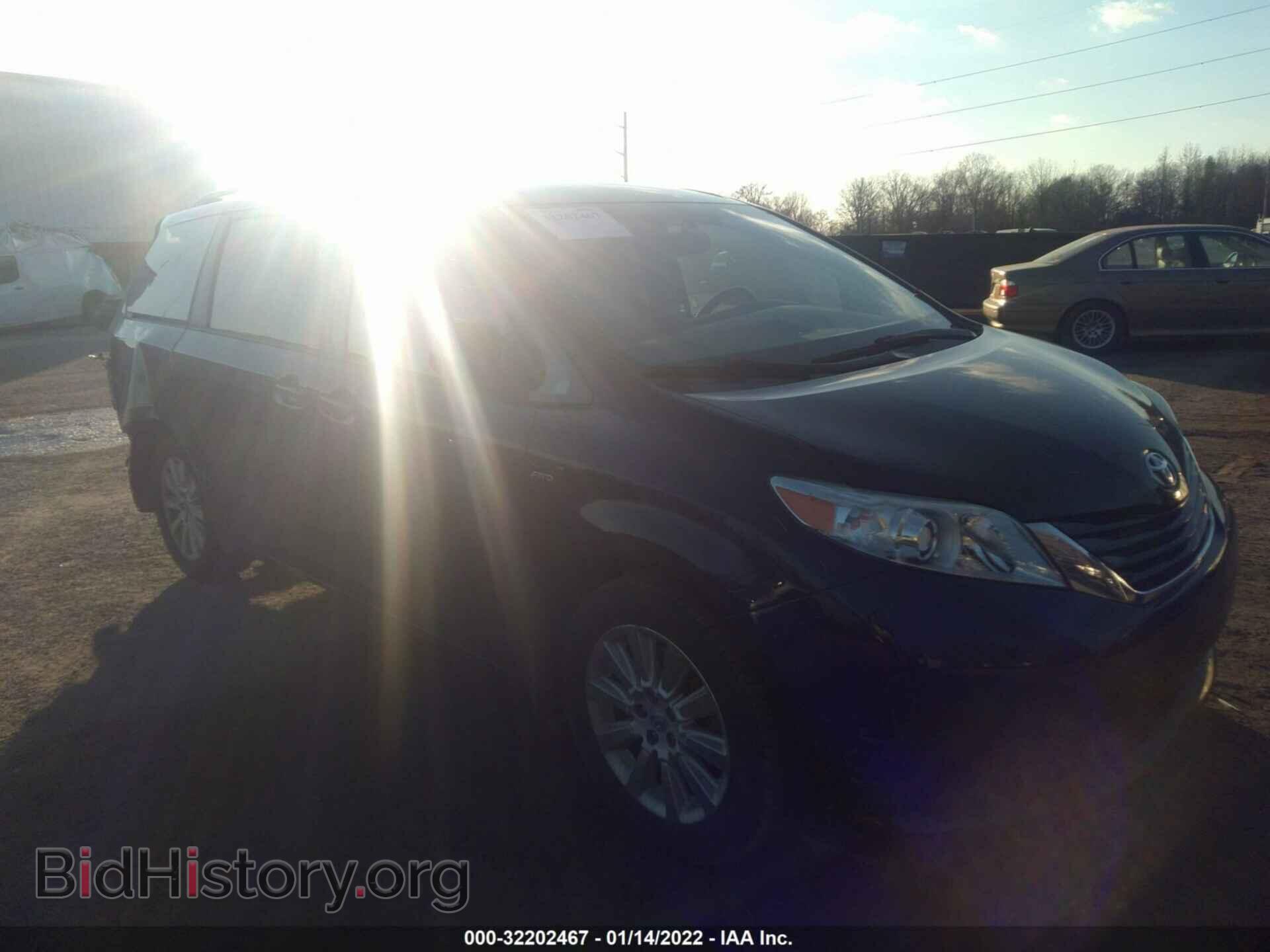 Photo 5TDJK3DCXGS144103 - TOYOTA SIENNA 2016