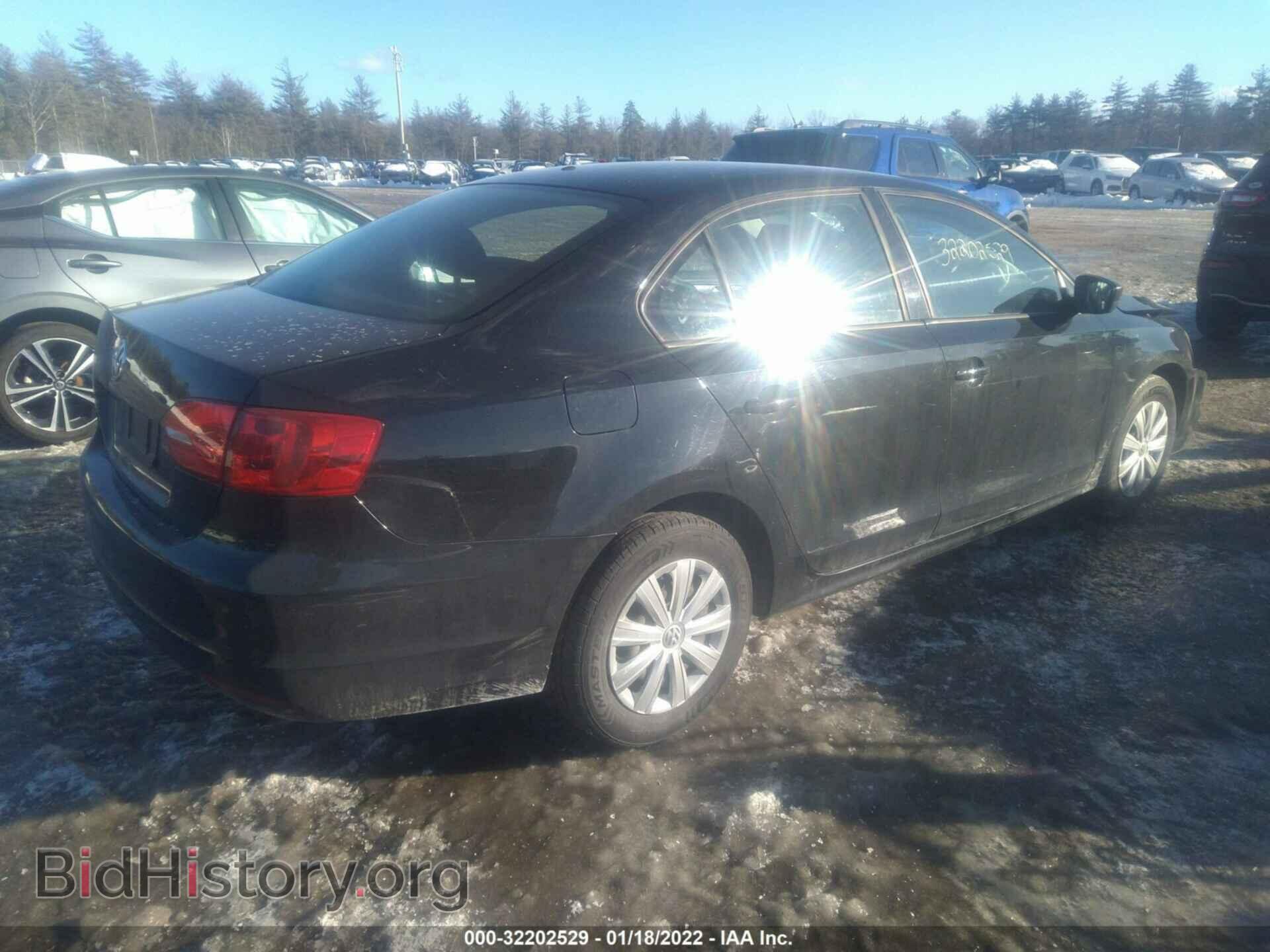 2011 VOLKSWAGEN JETTA SEDAN - VIN: 3VW2K7AJ4BM079141 - Фото 4