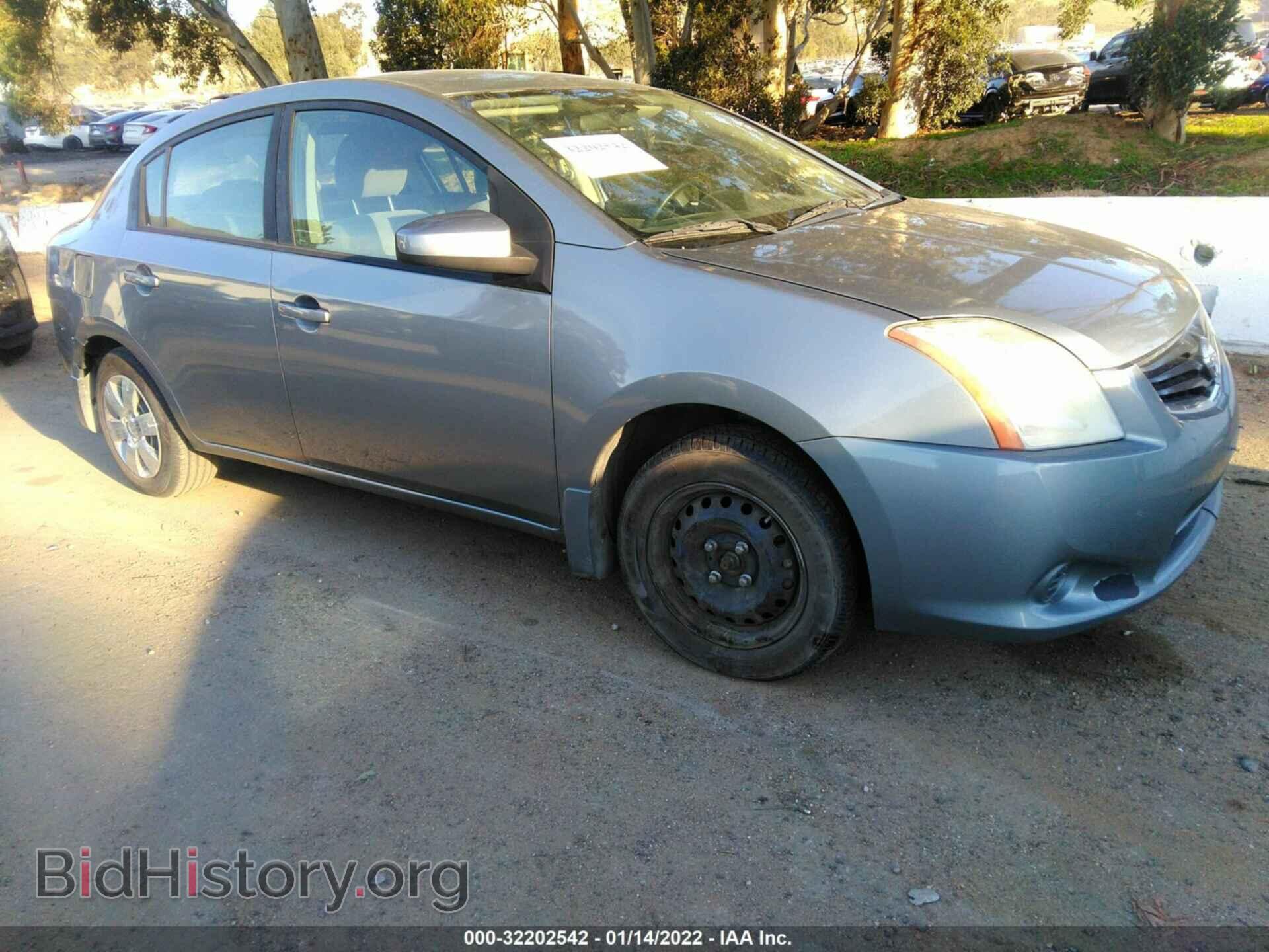 Photo 3N1AB6AP6AL666932 - NISSAN SENTRA 2010