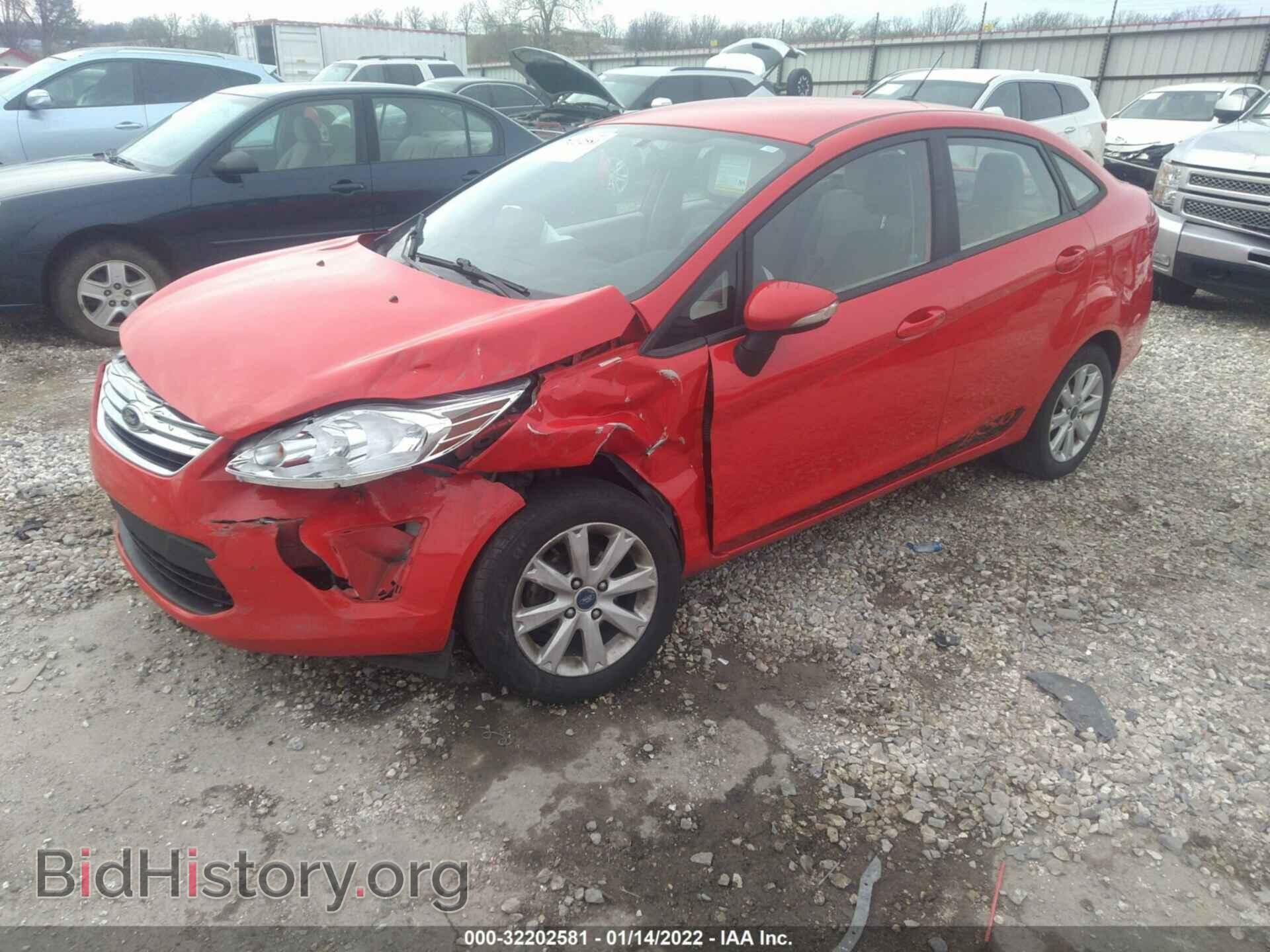 2013 FORD FIESTA - VIN: 3FADP4BJ5DM152763 - Фото 2