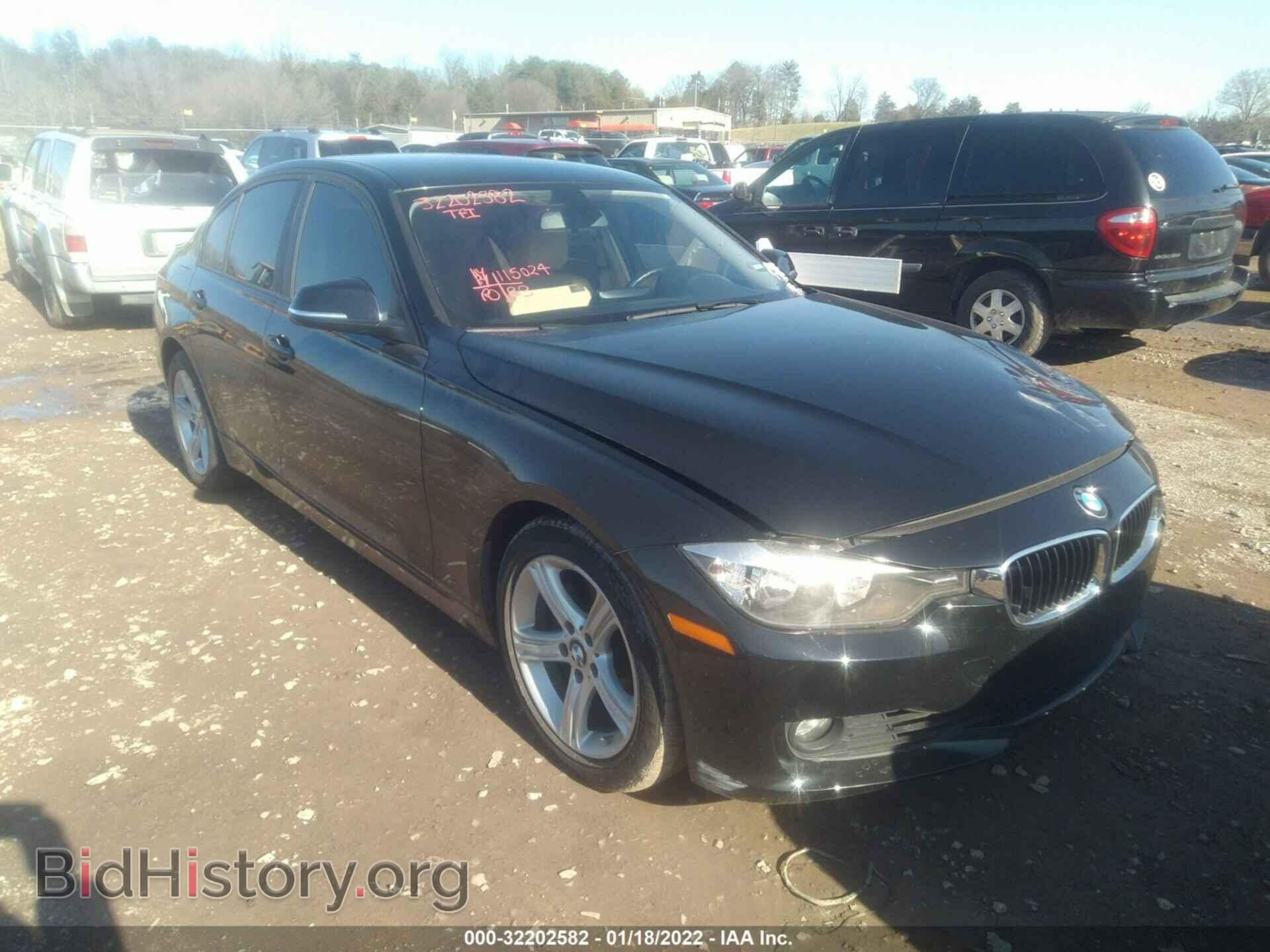 Фотография WBA3A5C51CF349696 - BMW 3 SERIES 2012