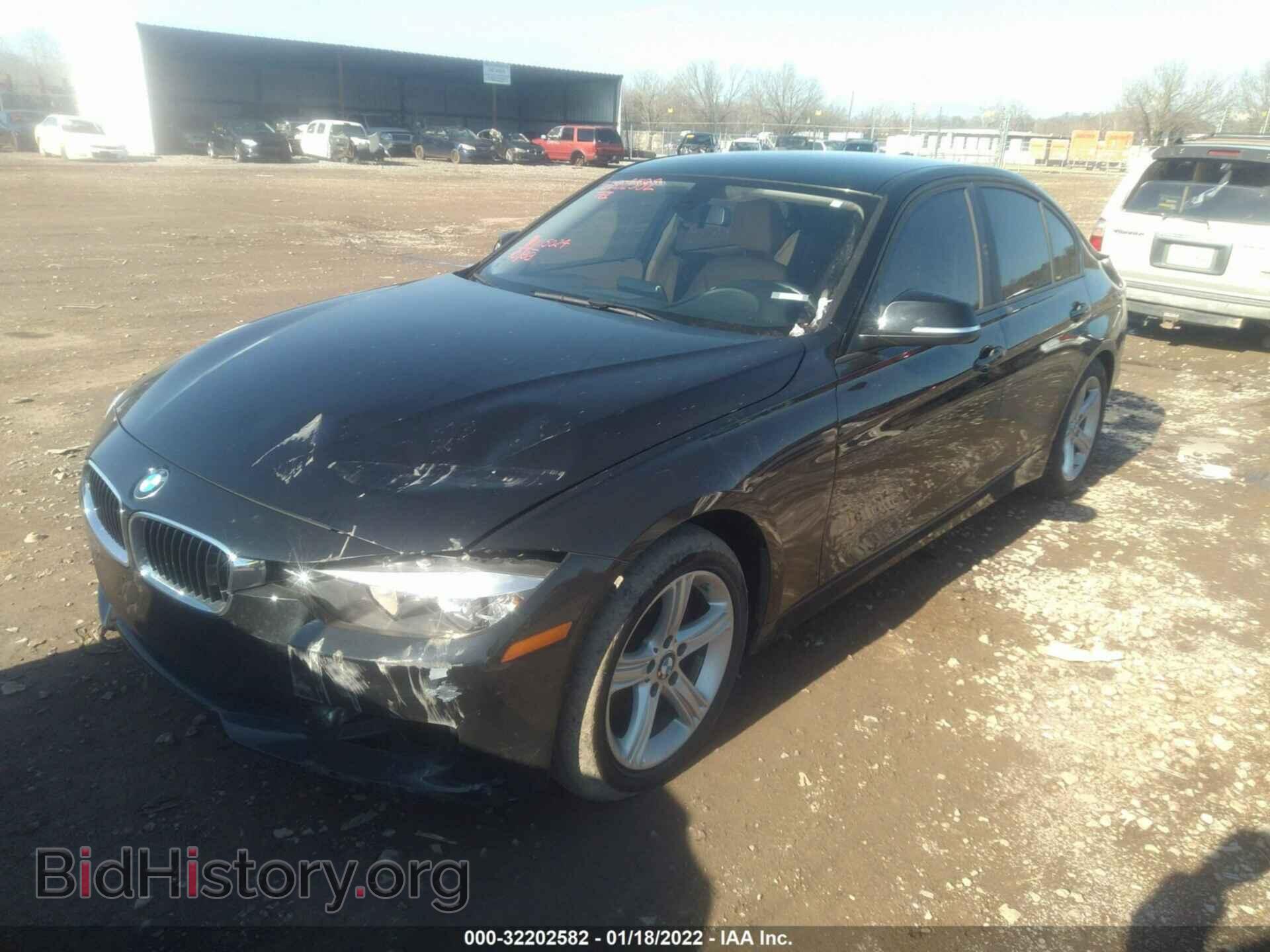 2012 BMW 3 SERIES - VIN: WBA3A5C51CF349696 - Фото 2