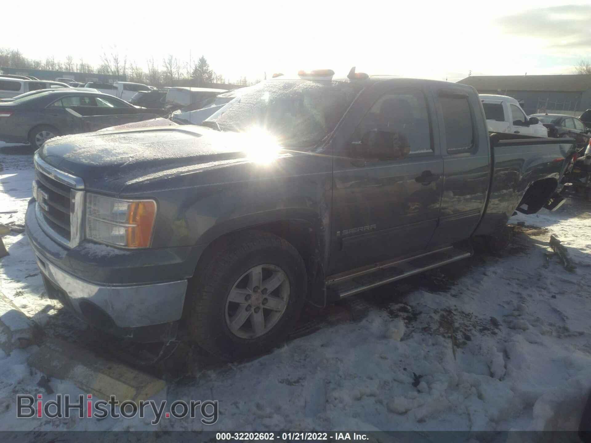 2009 GMC SIERRA 1500 - VIN: 1GTEK29079Z130137 - Фото 2