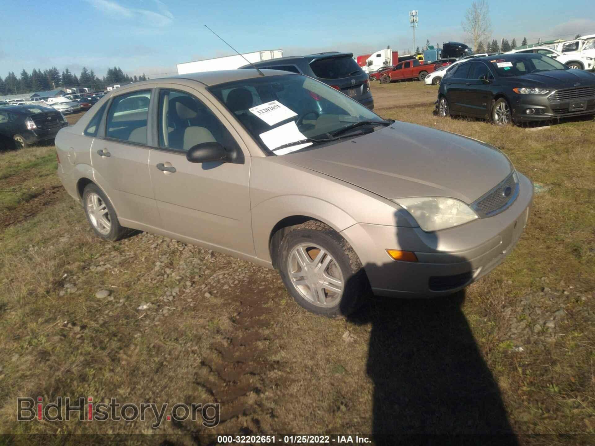 Photo 1FAFP34N67W107886 - FORD FOCUS 2007