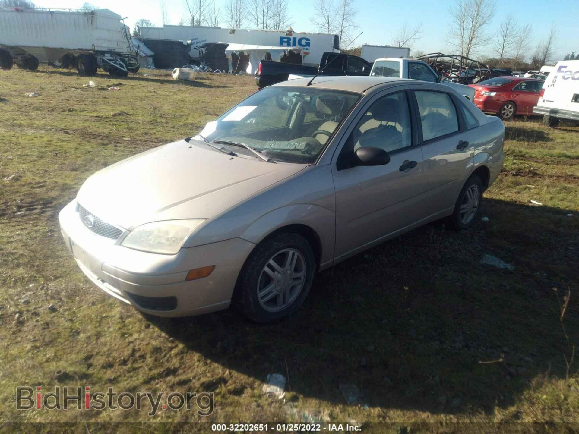 2007 FORD FOCUS - VIN: 1FAFP34N67W107886 - Фото 2