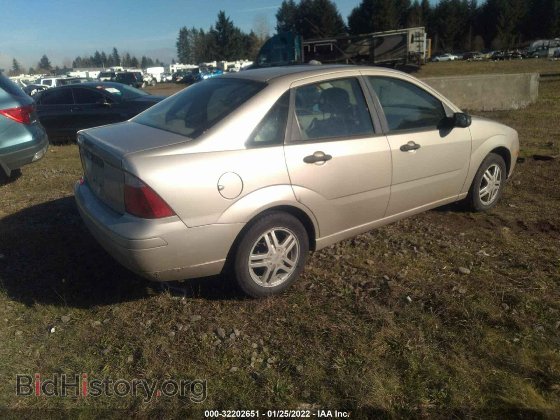 2007 FORD FOCUS - VIN: 1FAFP34N67W107886 - Фото 4