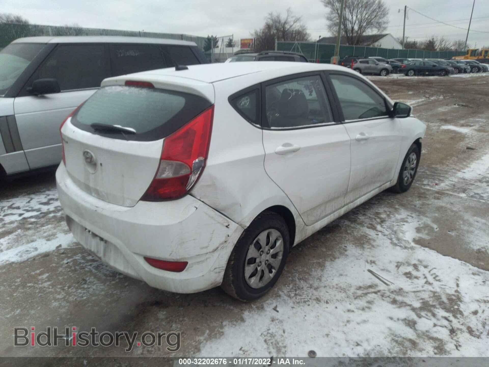 2017 HYUNDAI ACCENT - VIN: KMHCT5AE9HU319764 - Фото 4