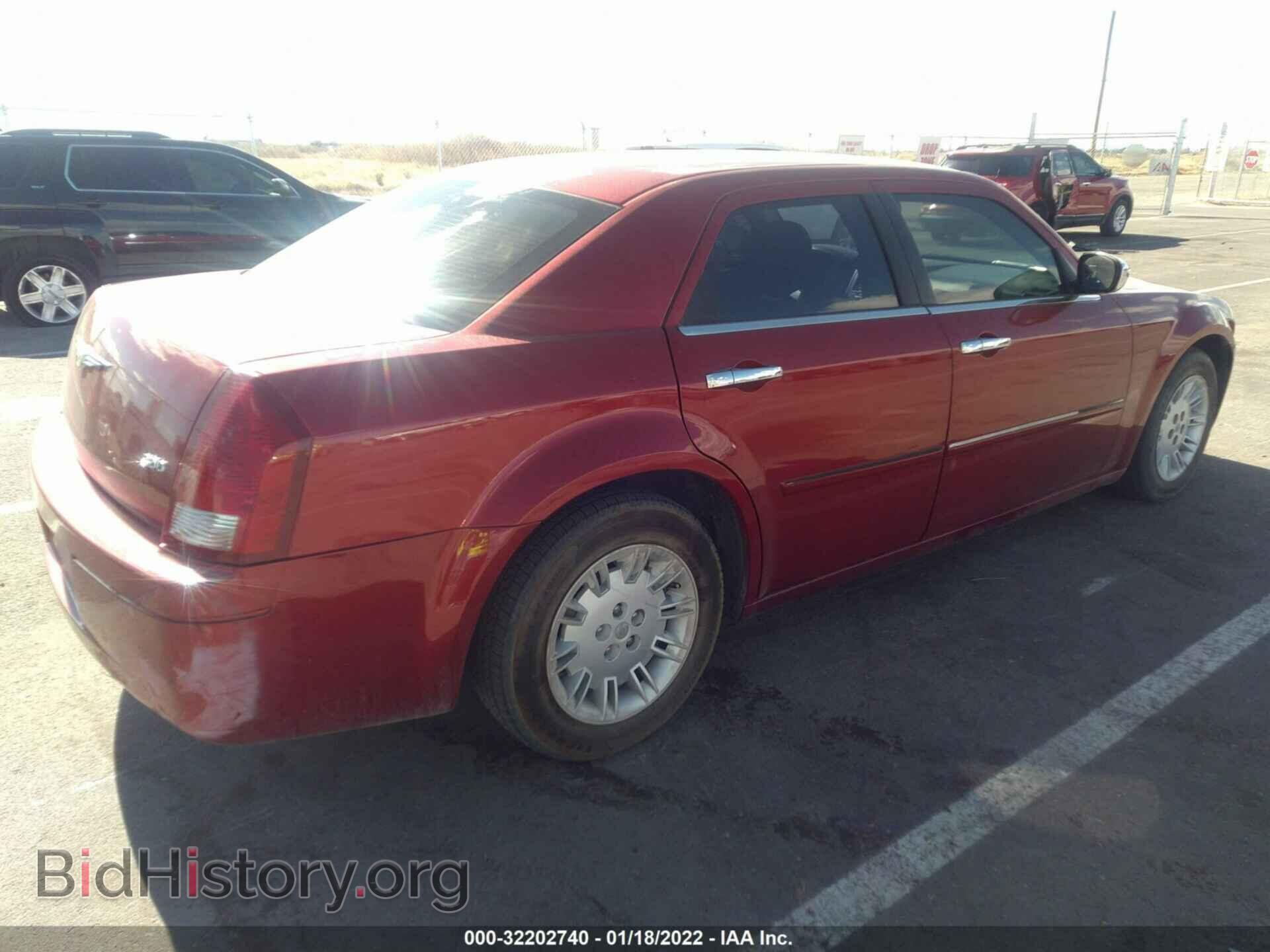 2007 CHRYSLER 300 - VIN: 2C3KA43R97H829389 - Фото 4
