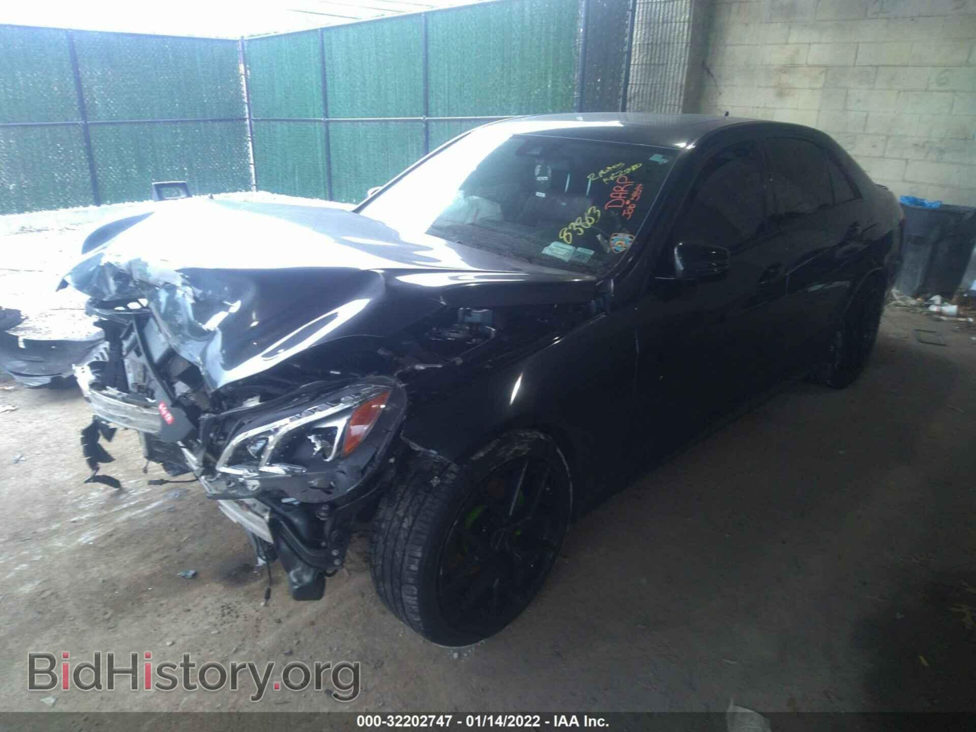 2014 MERCEDES-BENZ E-CLASS - VIN: WDDHF8JB8EA875253 - Фото 2