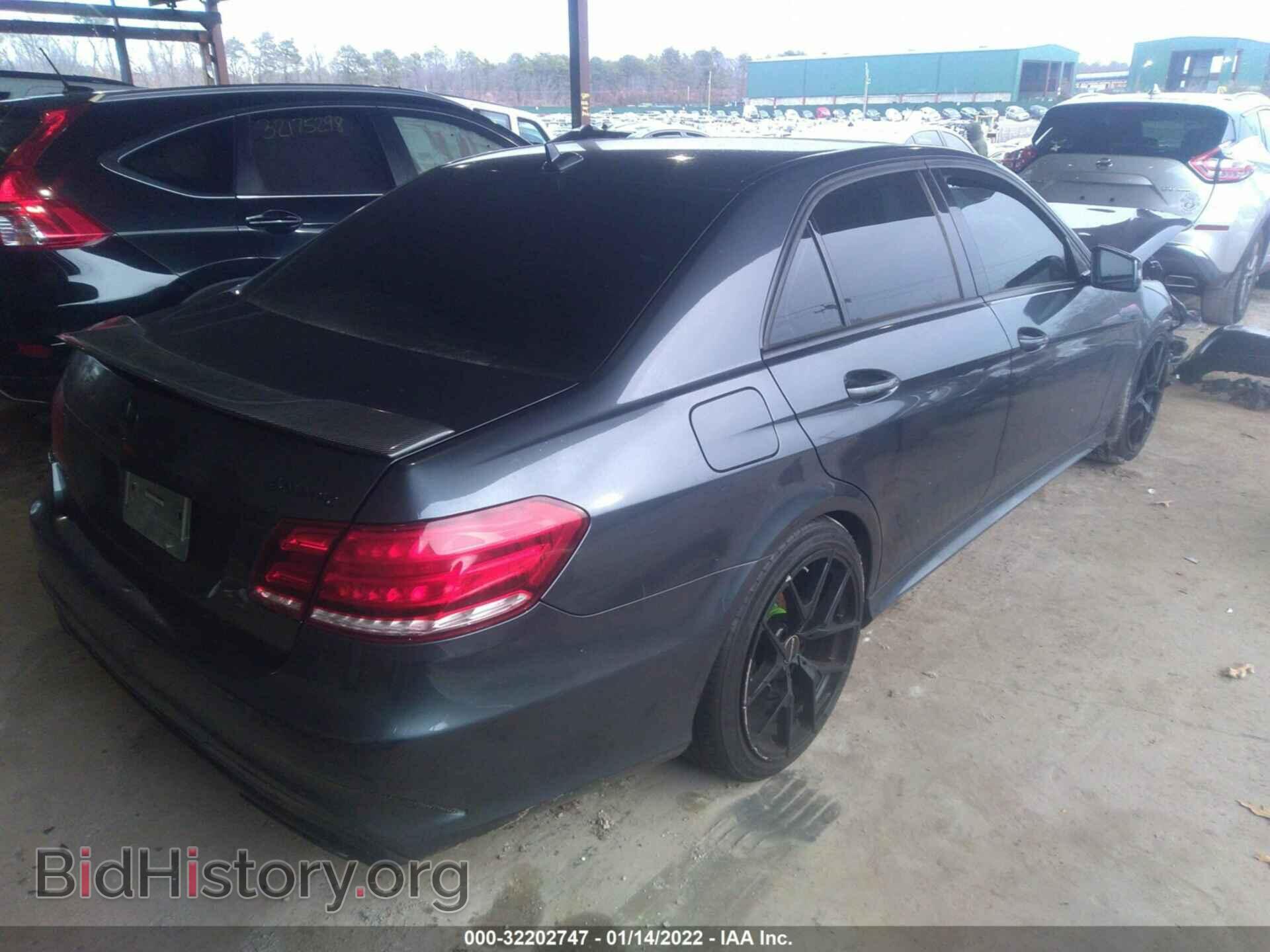 2014 MERCEDES-BENZ E-CLASS - VIN: WDDHF8JB8EA875253 - Фото 4