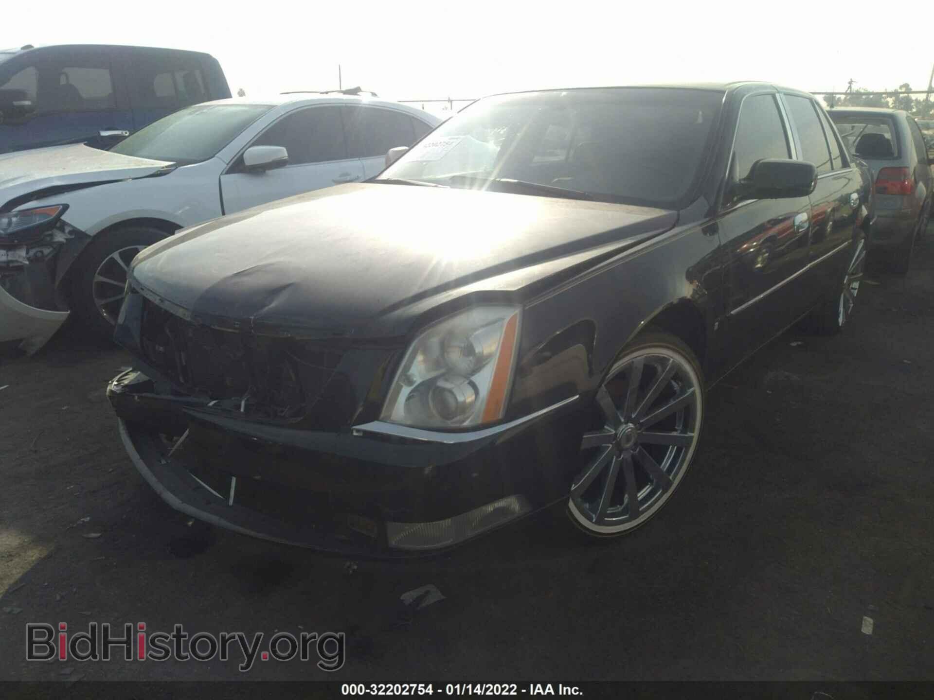 2007 CADILLAC DTS - VIN: 1G6KD57977U186219 - Photo 2