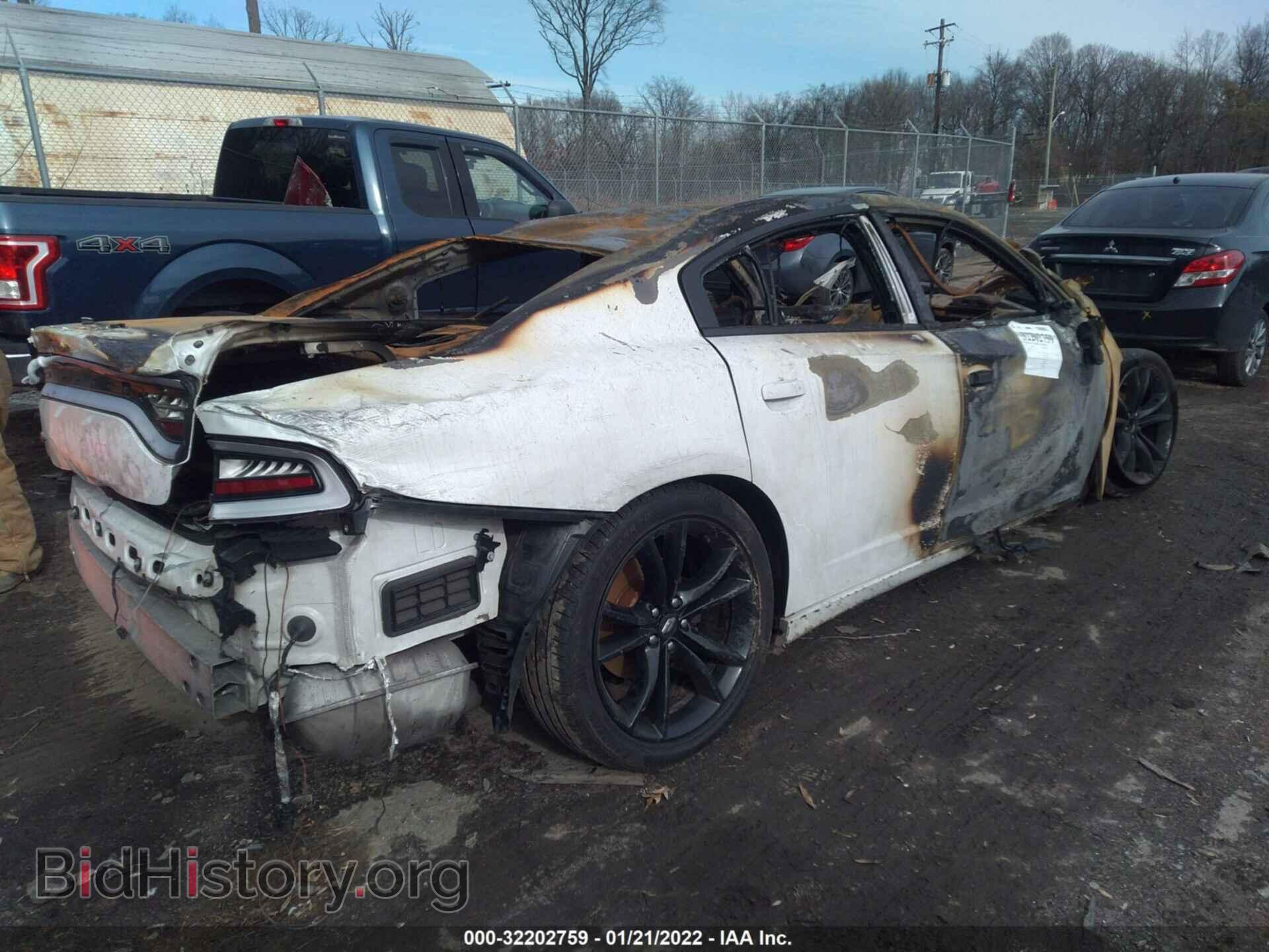 2017 DODGE CHARGER - VIN: 2C3CDXBGXHH533151 - Фото 4