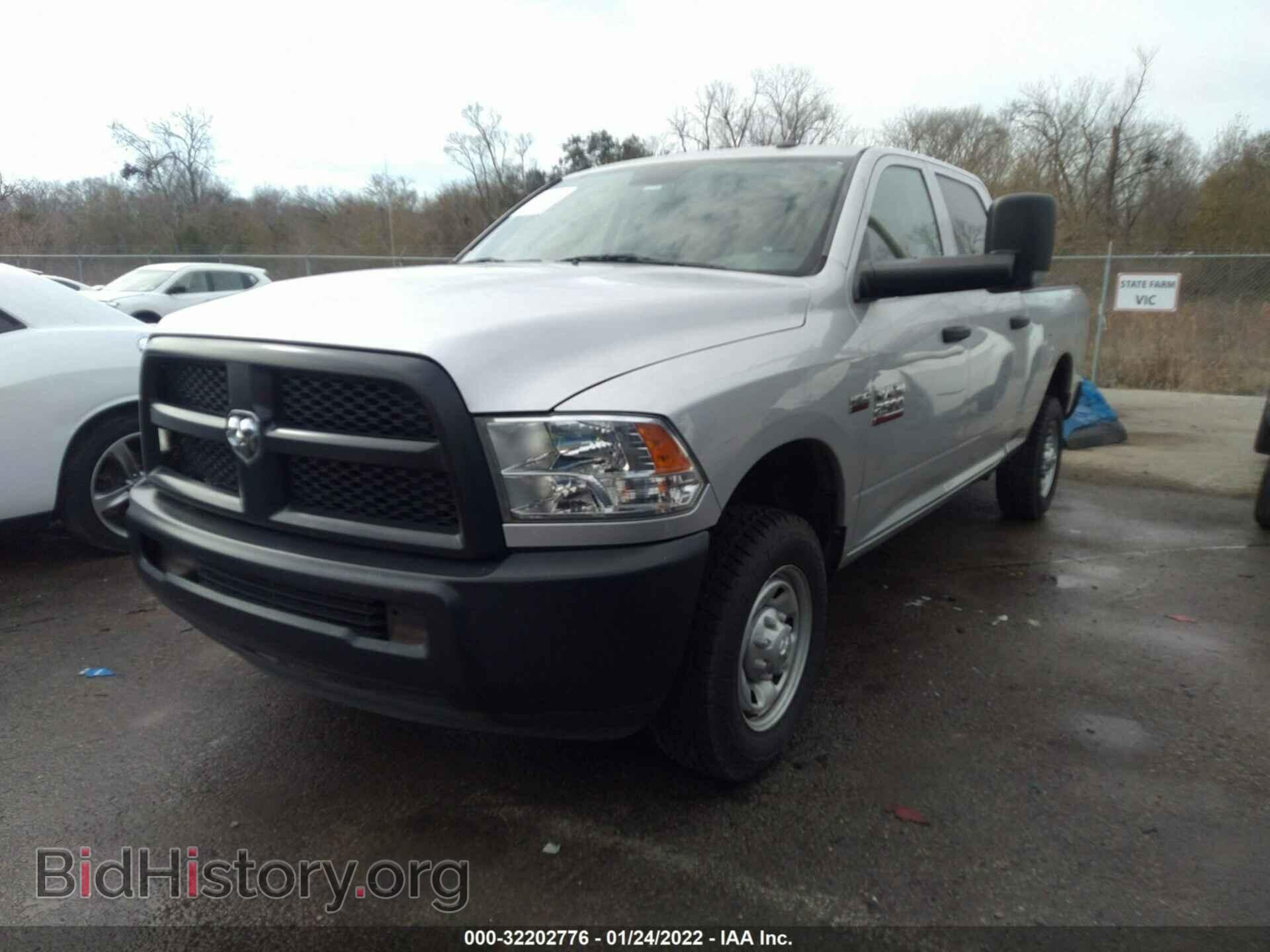2017 RAM 2500 - VIN: 3C6UR4CJ3HG536636 - Фото 2