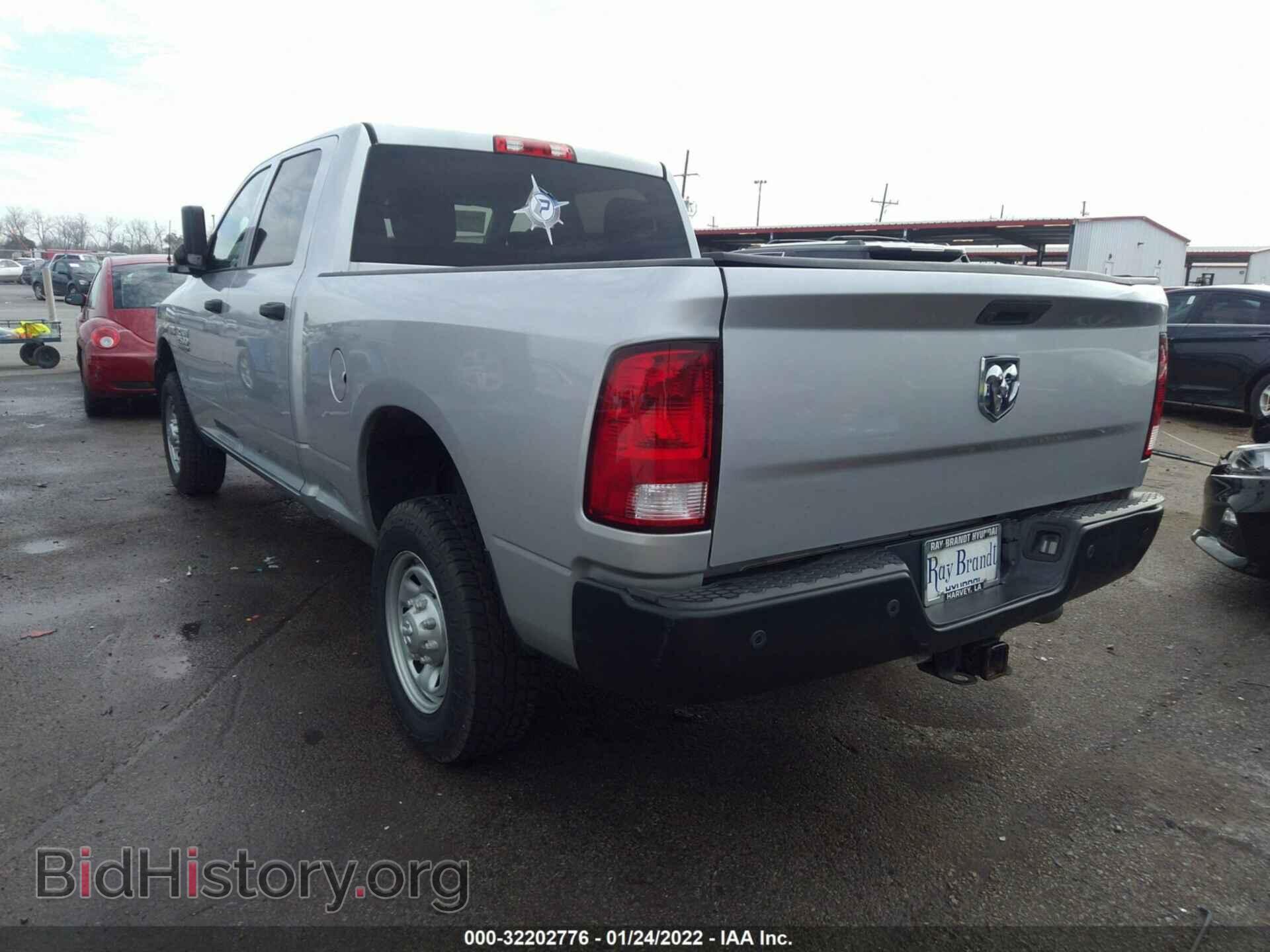 2017 RAM 2500 - VIN: 3C6UR4CJ3HG536636 - Фото 3
